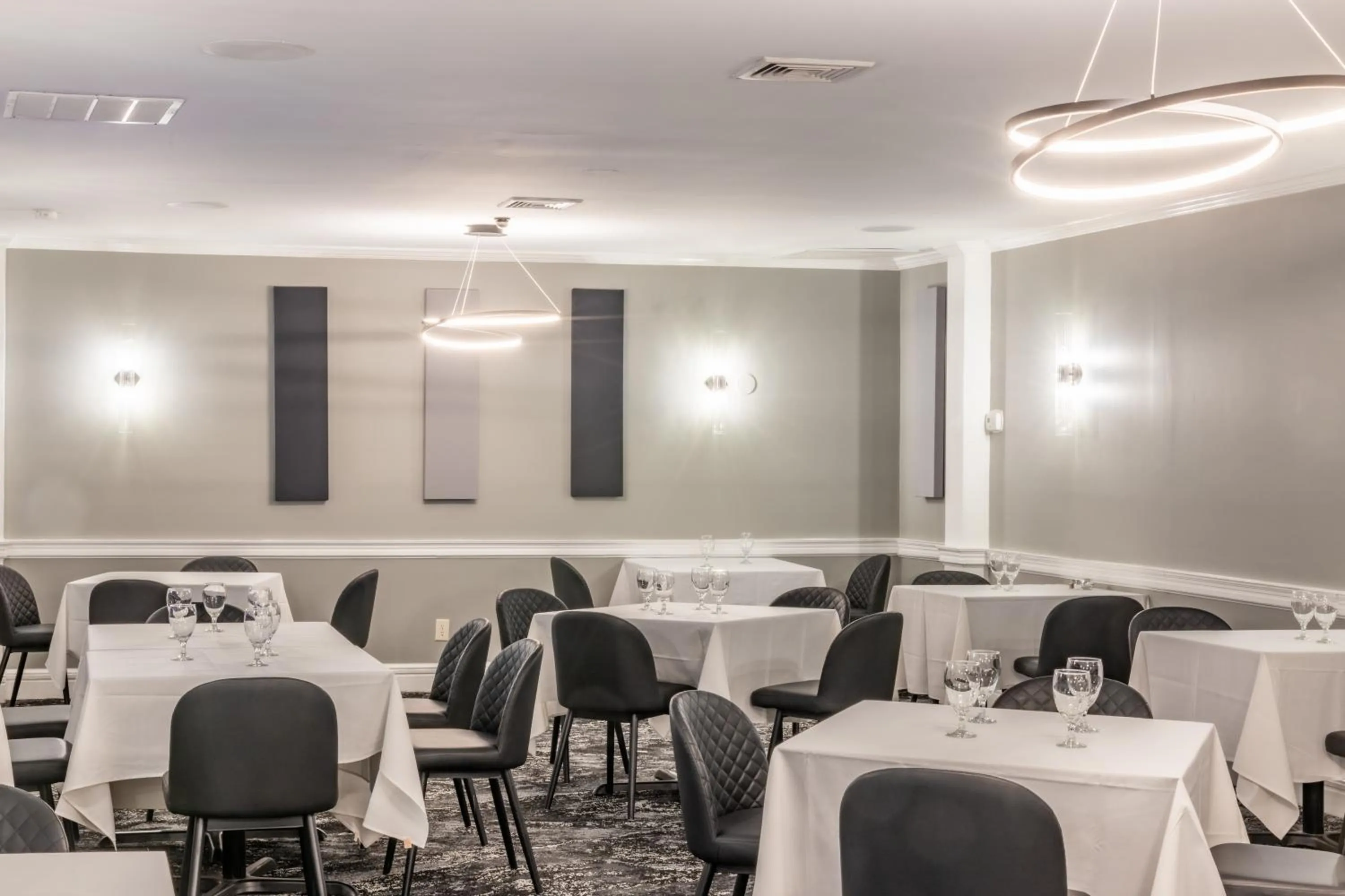 Inn on the Square, an Ascend Collection Hotel