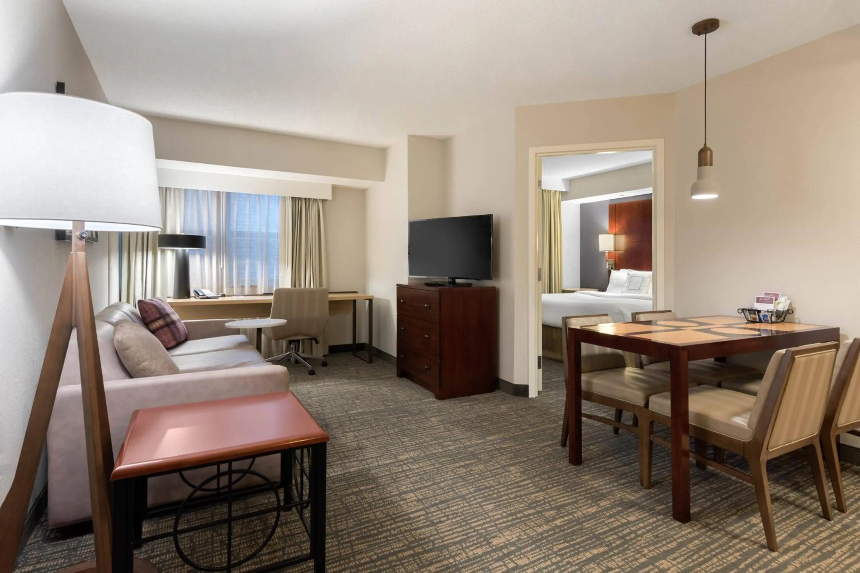 Living room, Bed in Residence Inn by Marriott Columbus