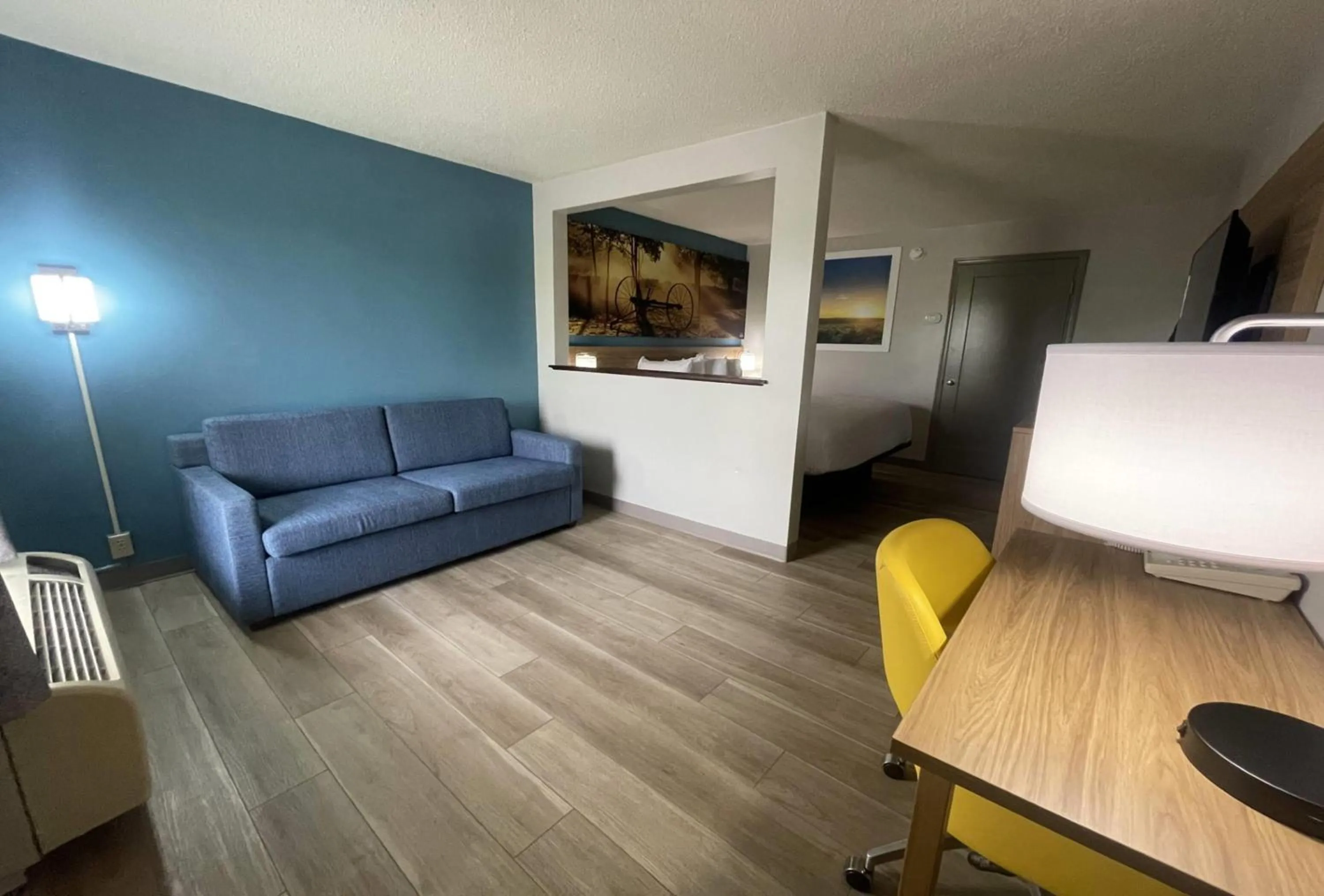 Photo of the whole room in Days Inn & Suites by Wyndham York