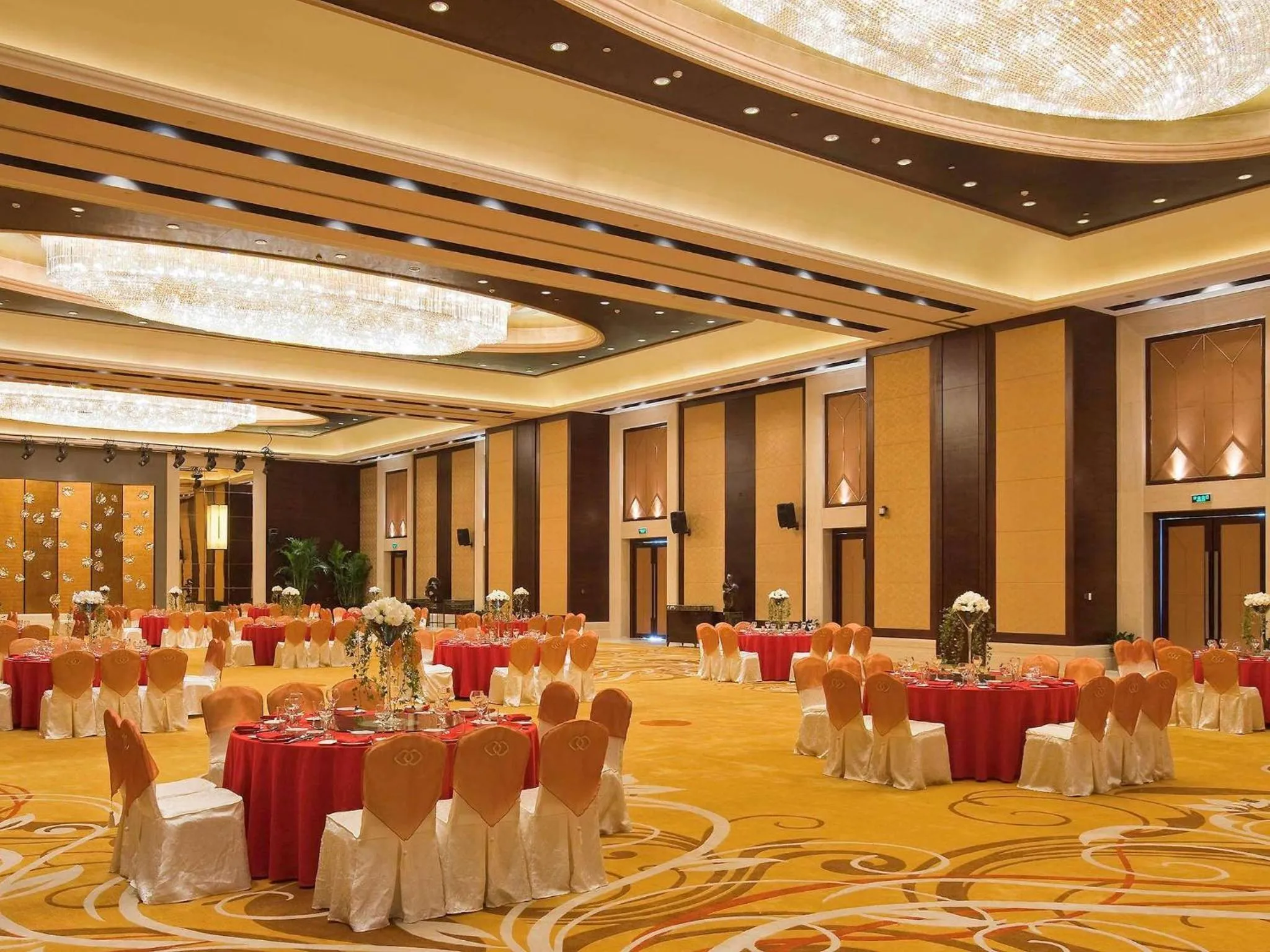 Meeting/conference room, Banquet Facilities in Hotel Shanghai Sheshan Oriental - Handwritten Collection