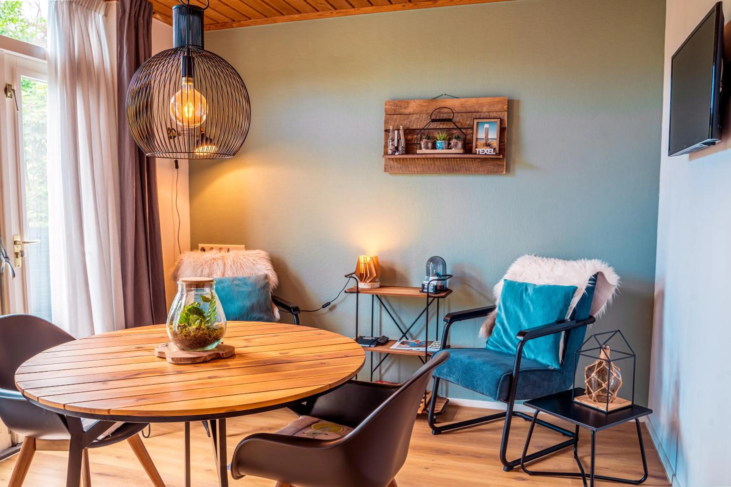 Photo of the whole room in Bed en Bike Texel