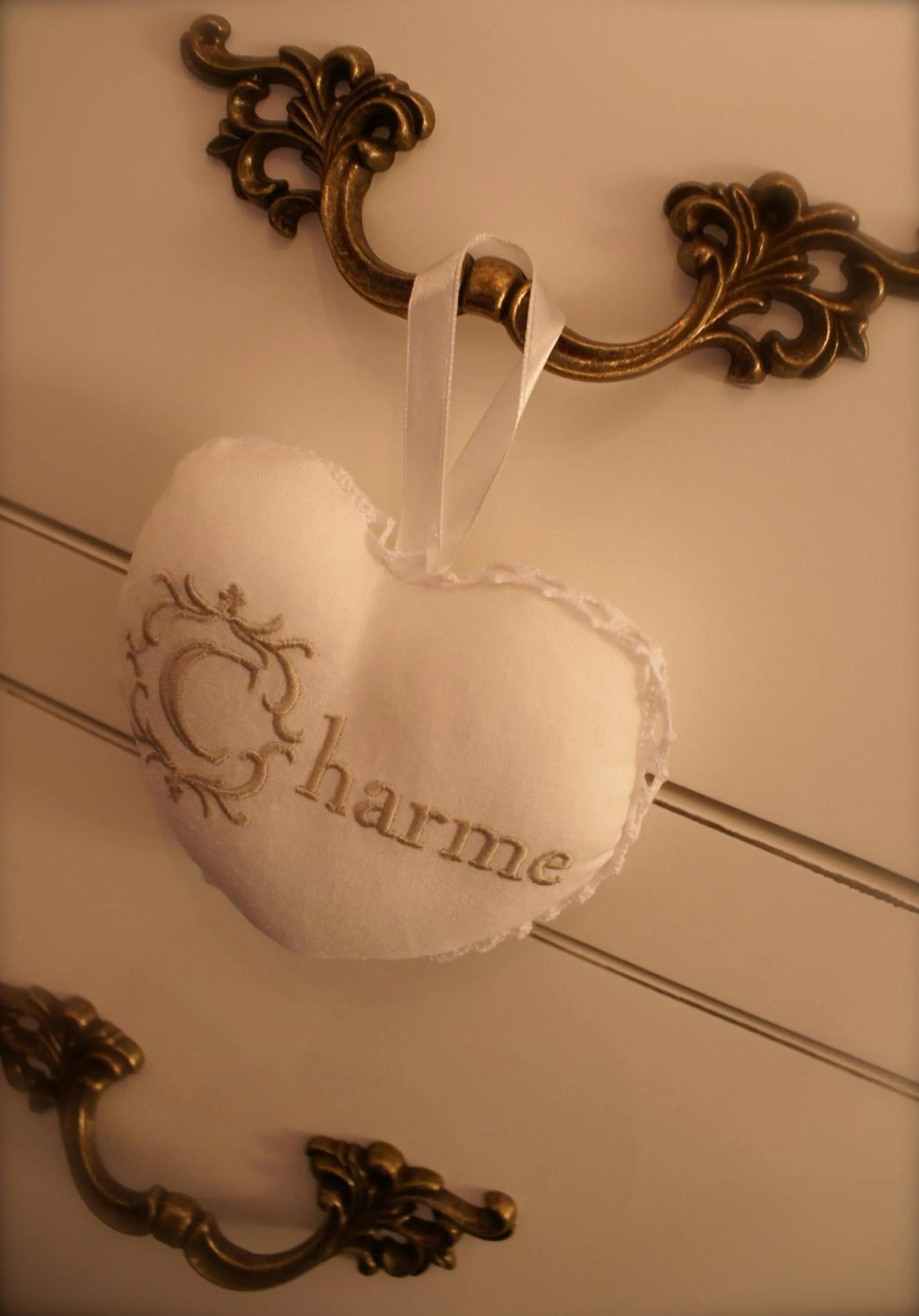 Decorative detail in Le Crillon