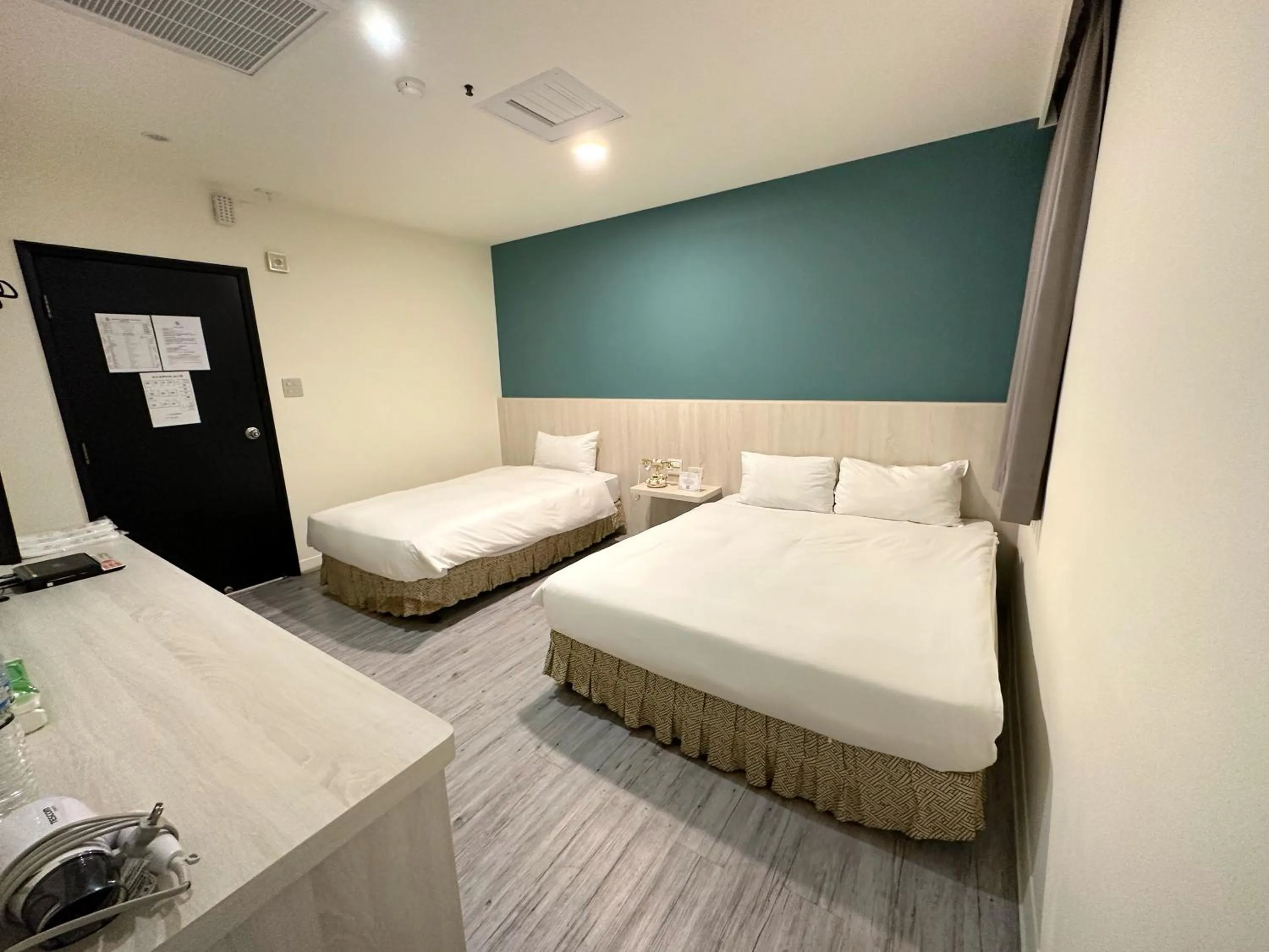 People, Bed in Back Home Hotel