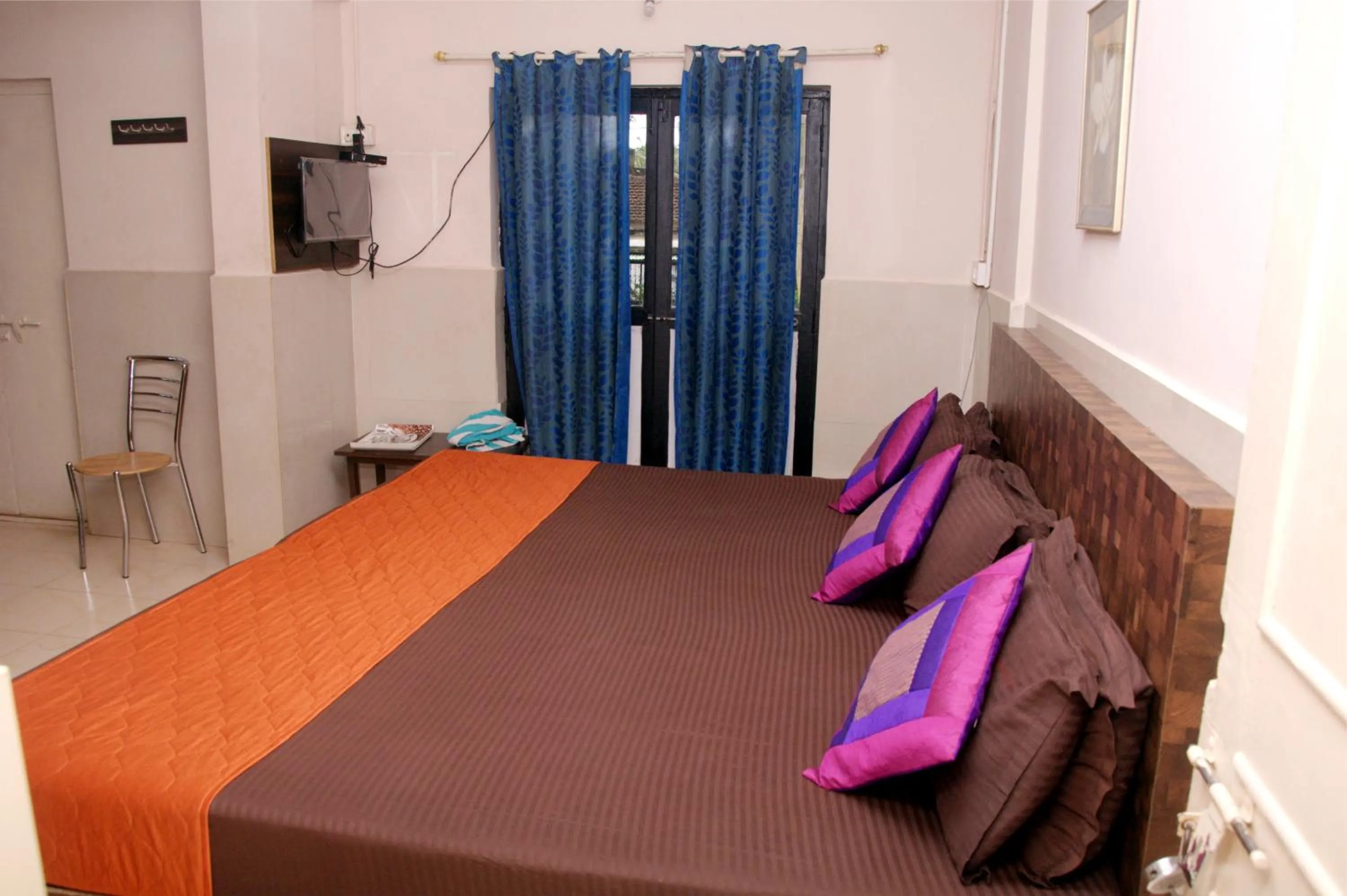 Bed in Travo Suites Panjim