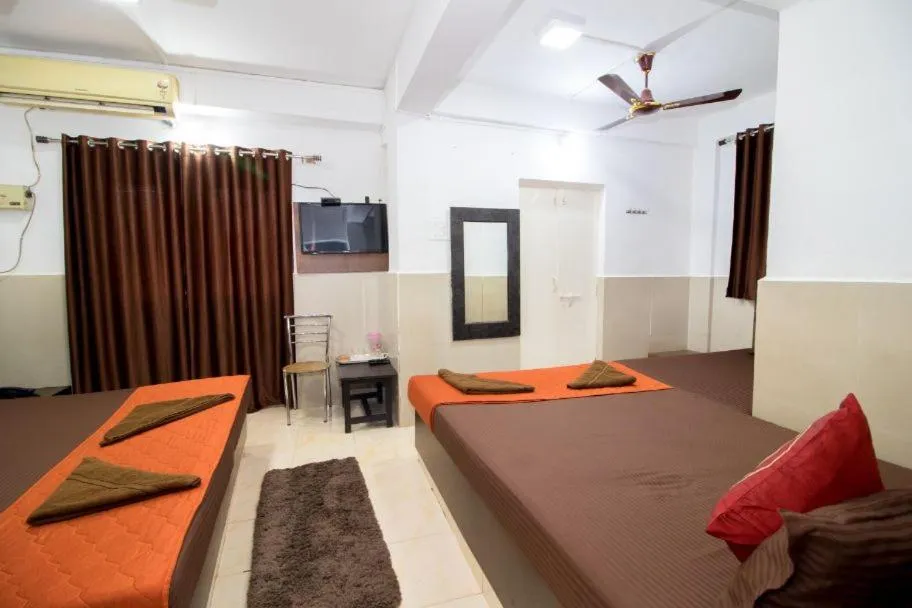 Bed in Travo Suites Panjim