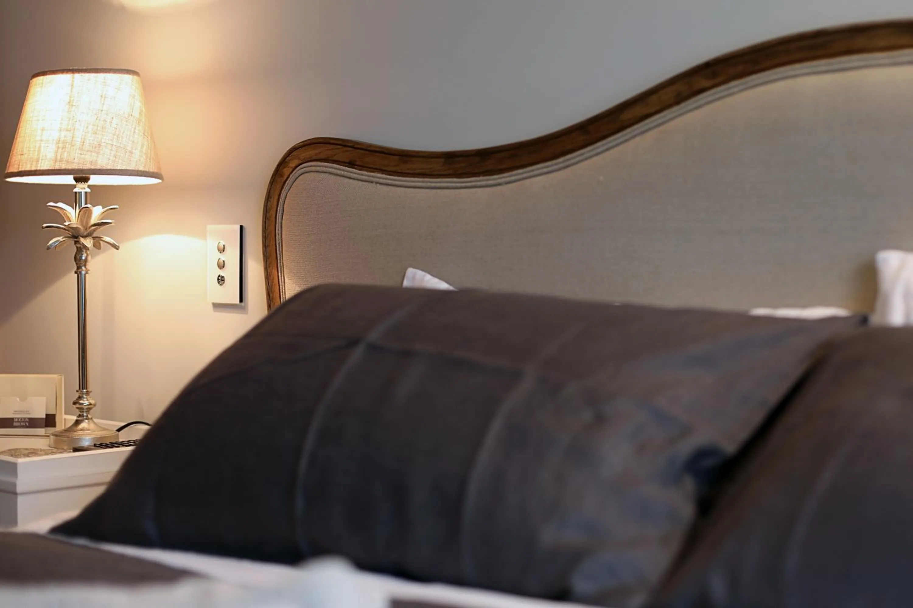 Bed in The Lodges At Transport World