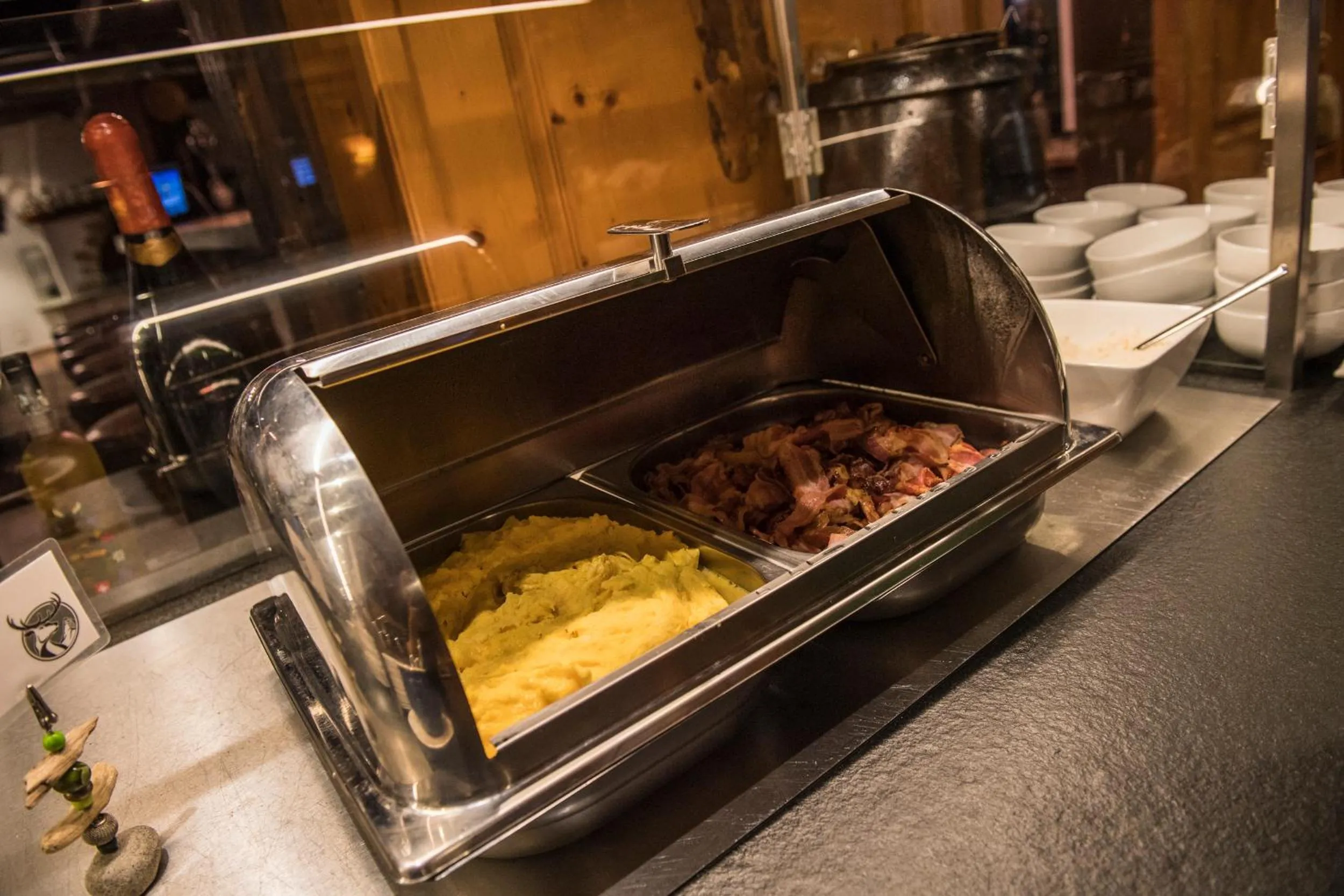 Buffet breakfast in Hotel Jägerhof