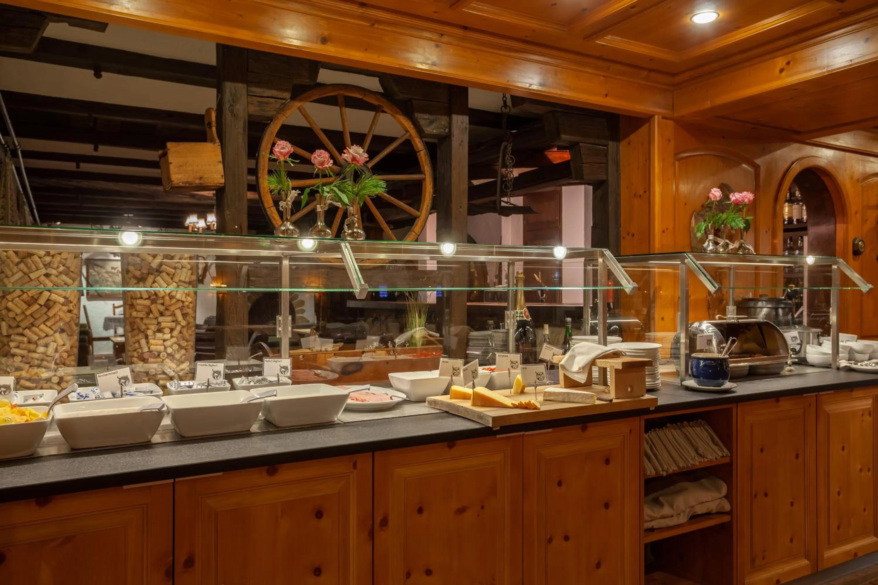 Buffet breakfast in Hotel Jägerhof