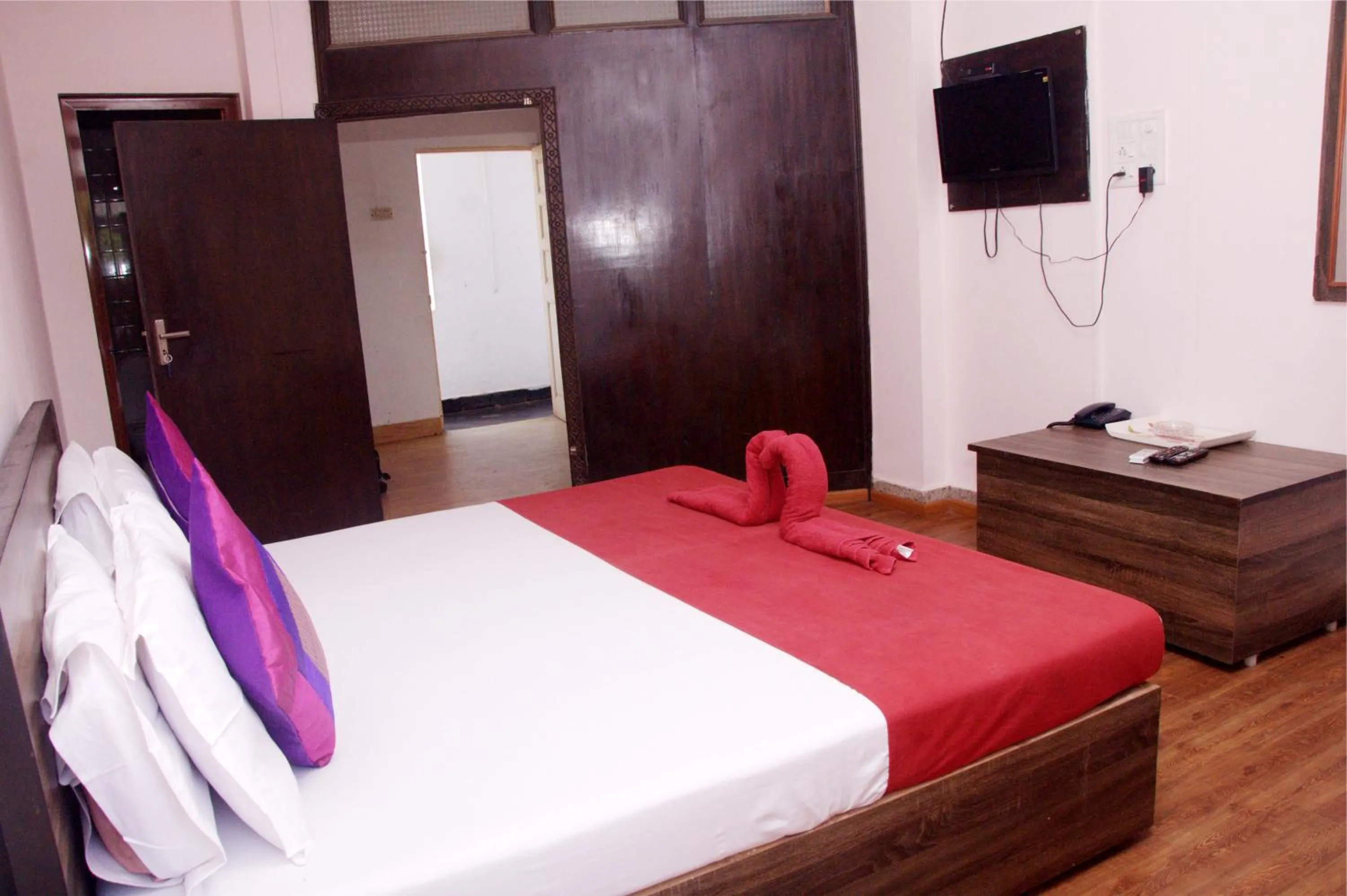 Photo of the whole room, Bed in Viva Guest House