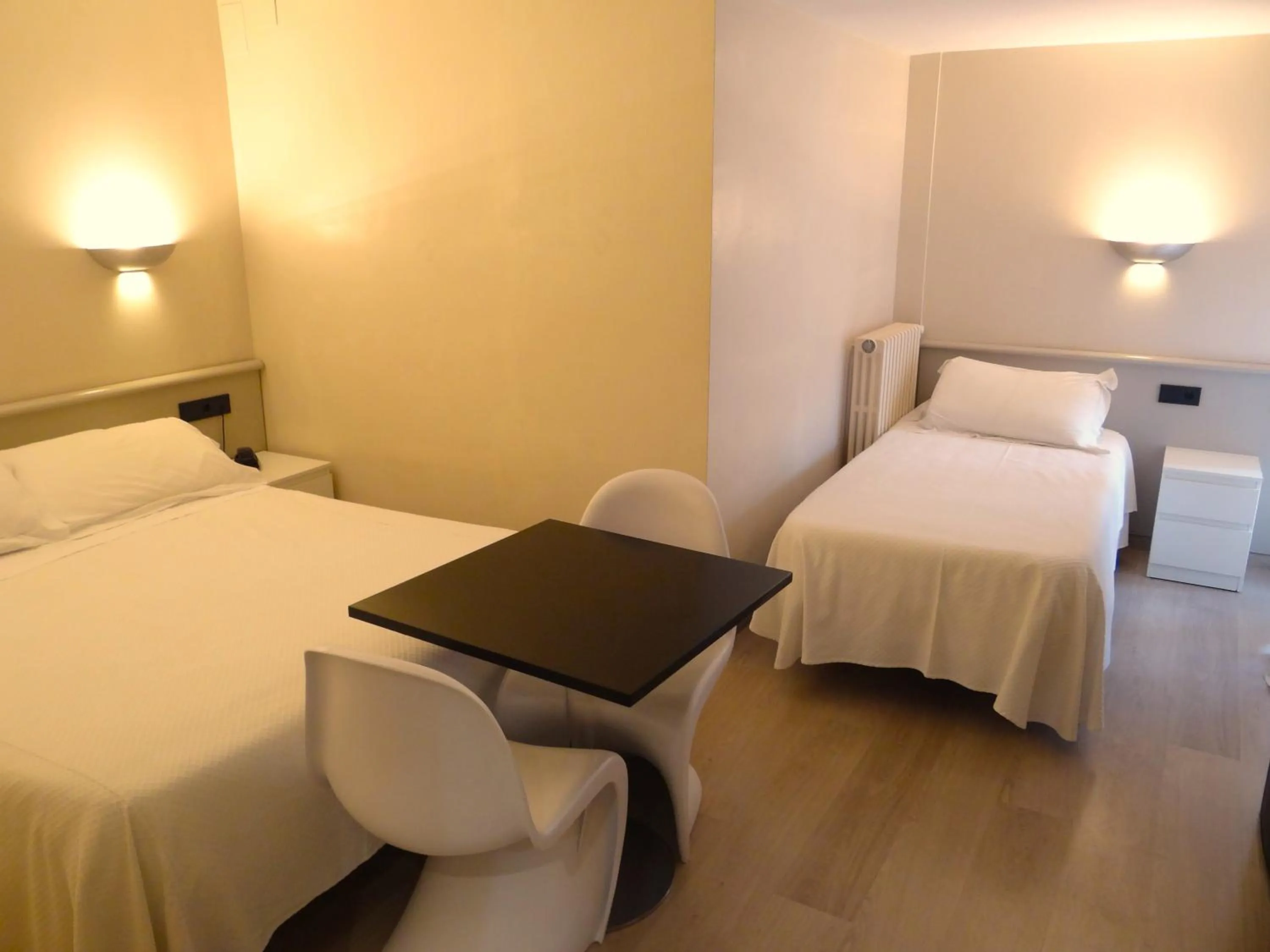 Bed in Hotel Sol-Park