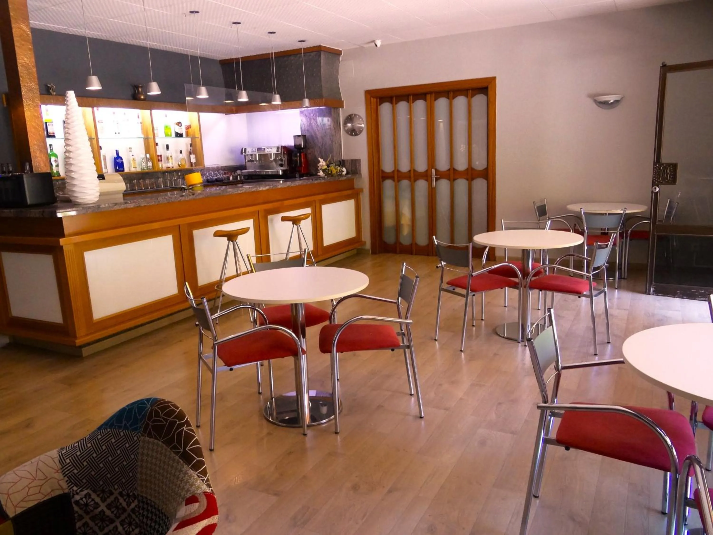 Lounge or bar in Hotel Sol-Park