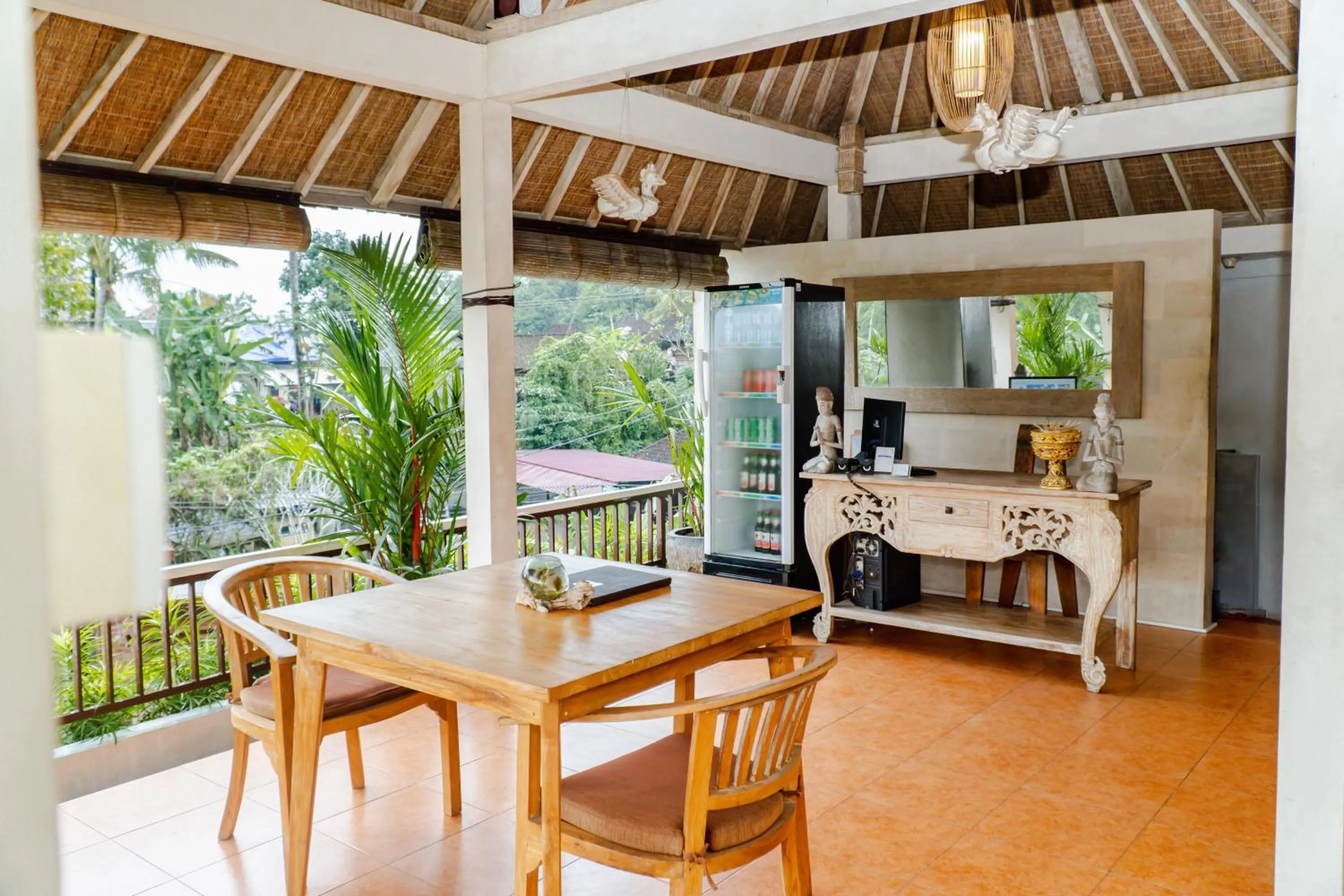 Lobby or reception in Tri Dewi Residence by GenuineHost