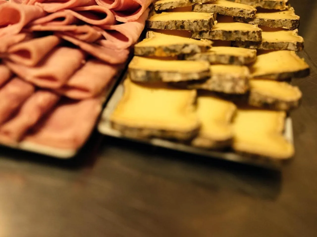 Breakfast in Logis Hôtel de l'Europe