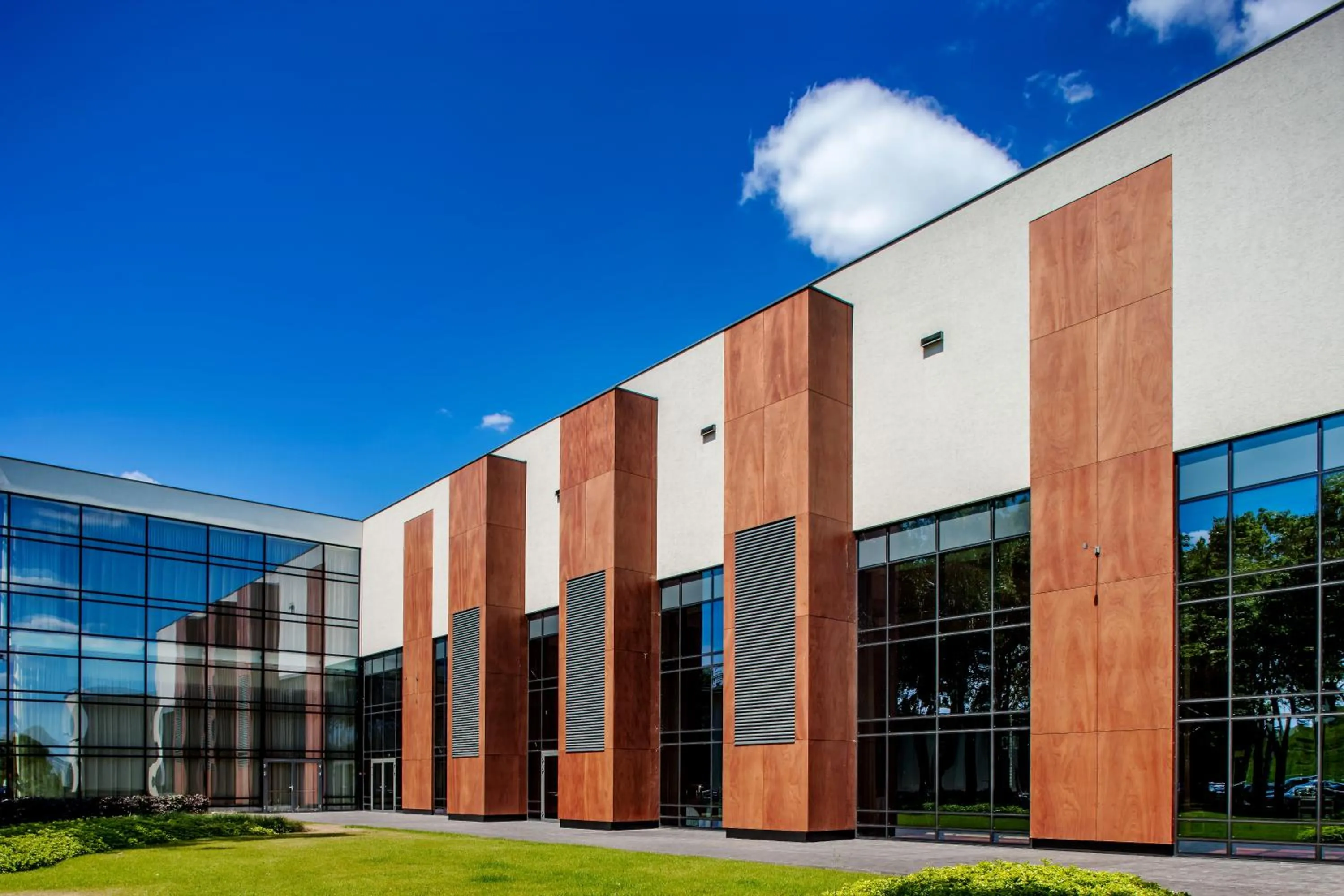 Property building in Hotel Warszawianka