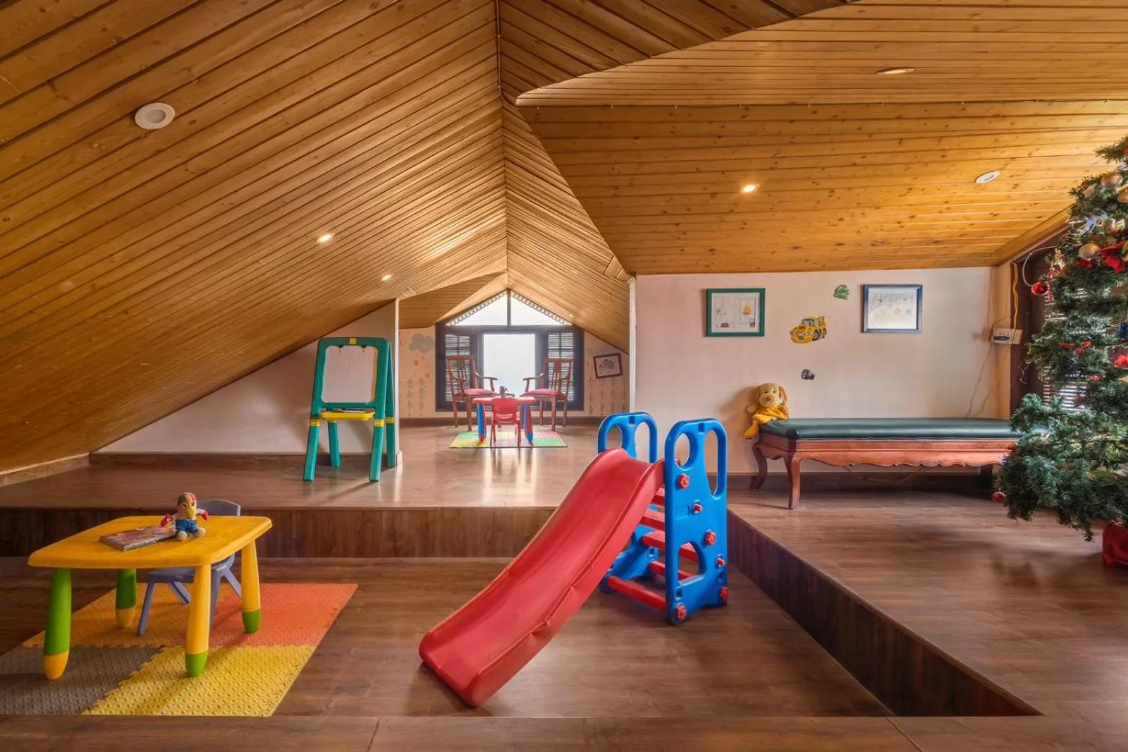 Mahasu House