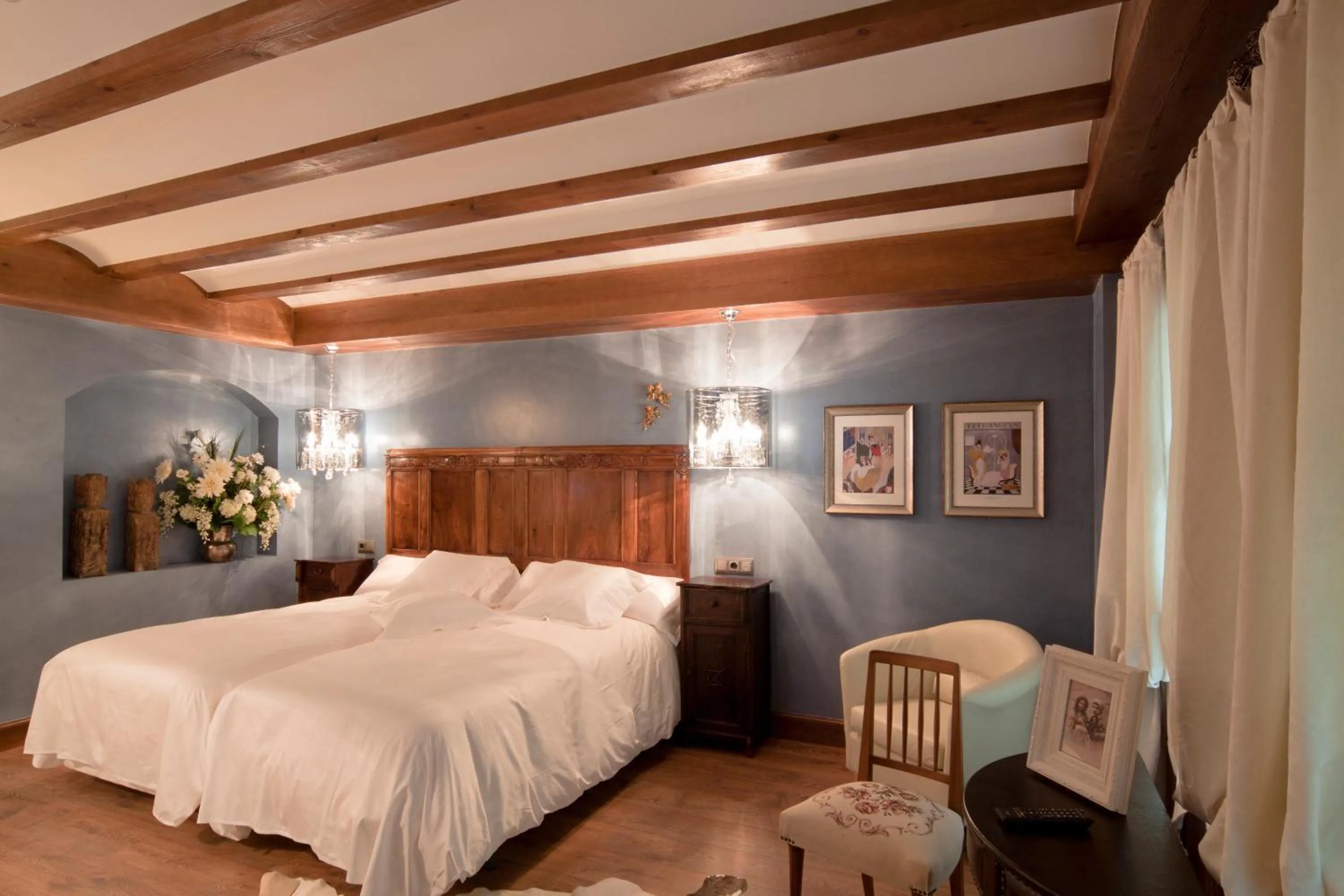 Photo of the whole room, Bed in Hospederia de los Parajes