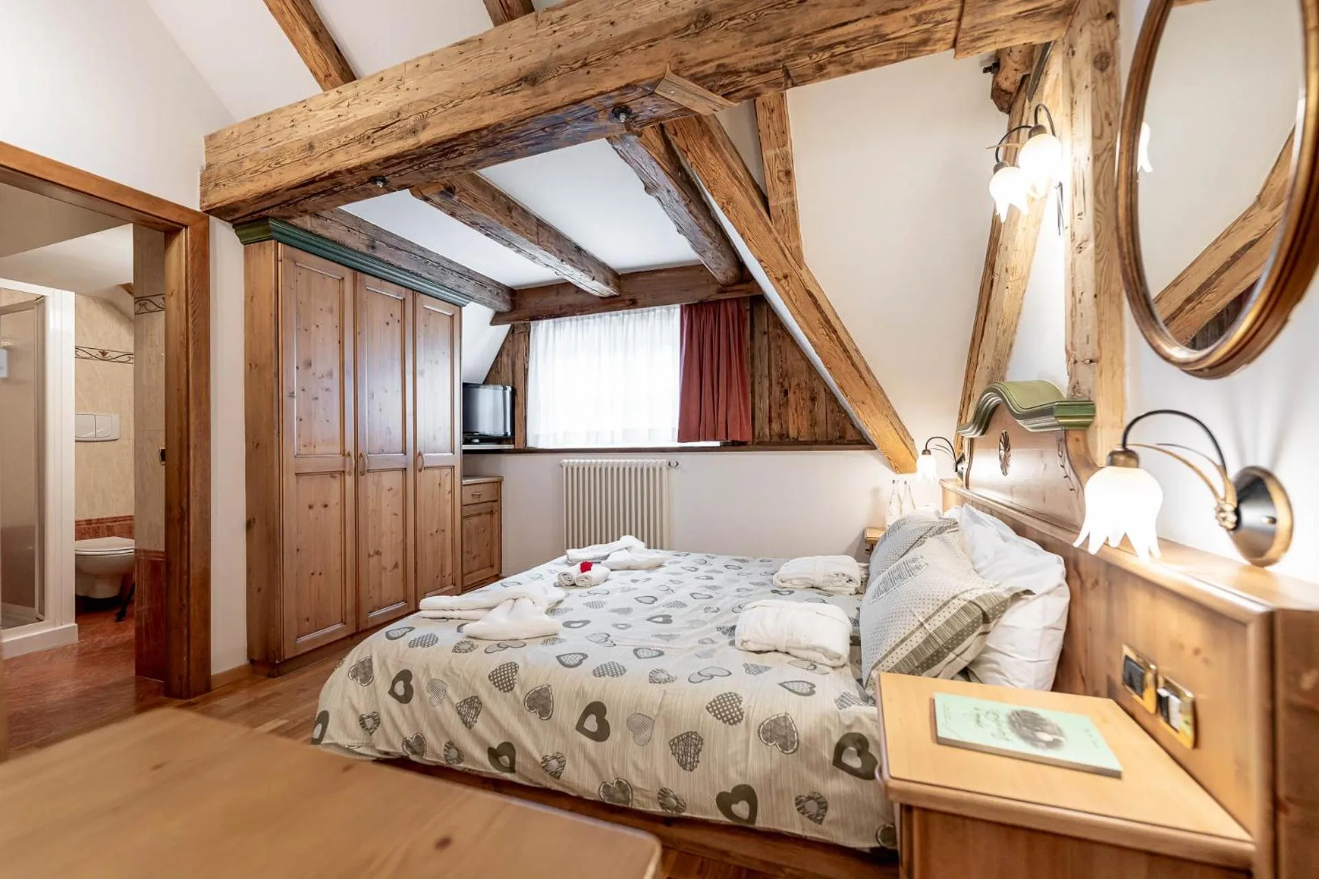 Bedroom, Bed in Hotel Dolomiti Schloss