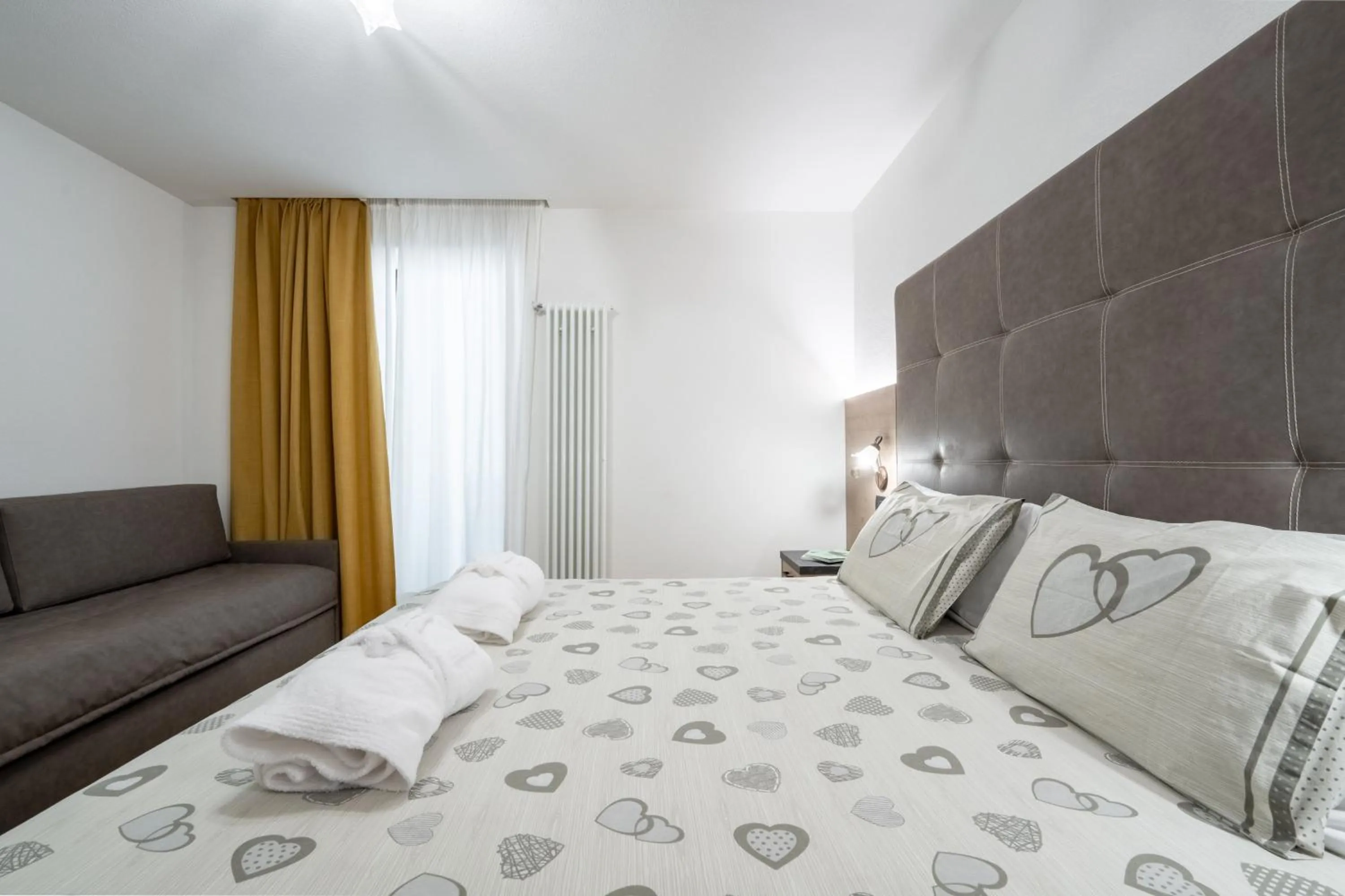 Bedroom, Bed in Hotel il Caminetto Sport