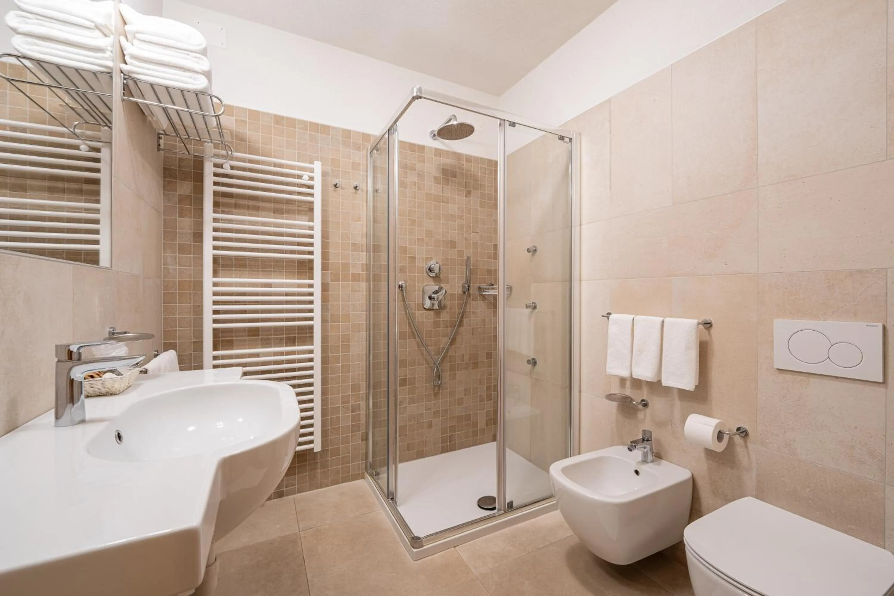 Bathroom in Hotel il Caminetto Sport