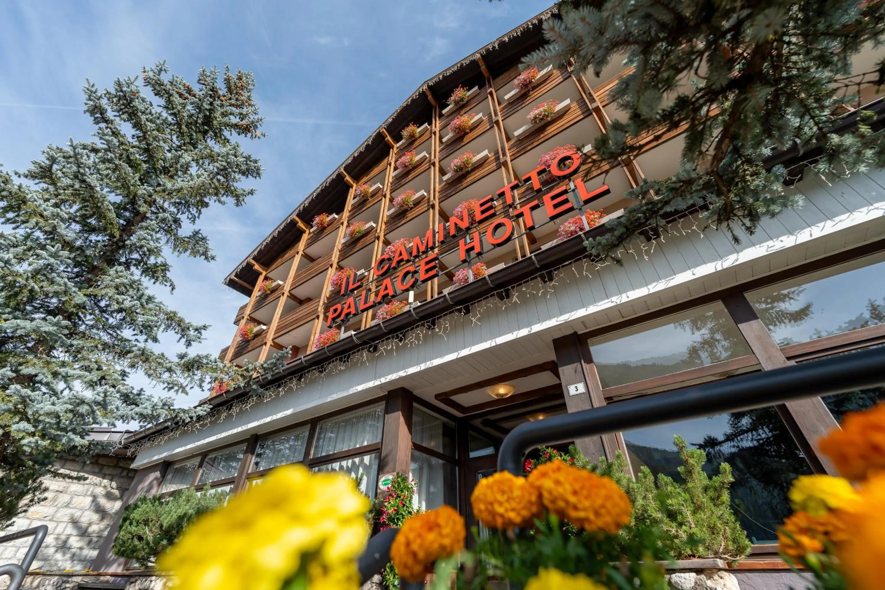 Property building in Hotel il Caminetto Sport