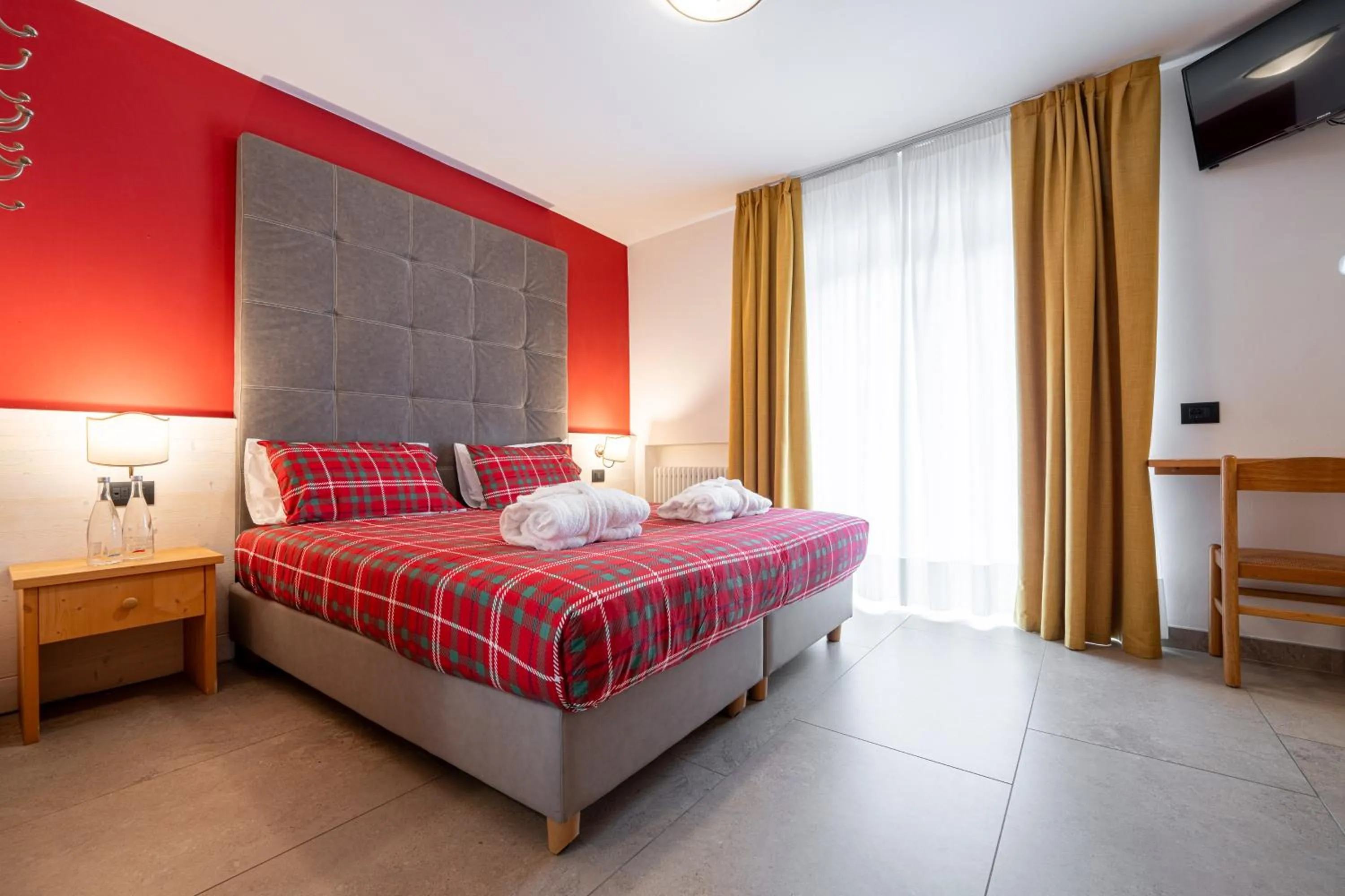 Bedroom, Bed in Hotel il Caminetto Sport