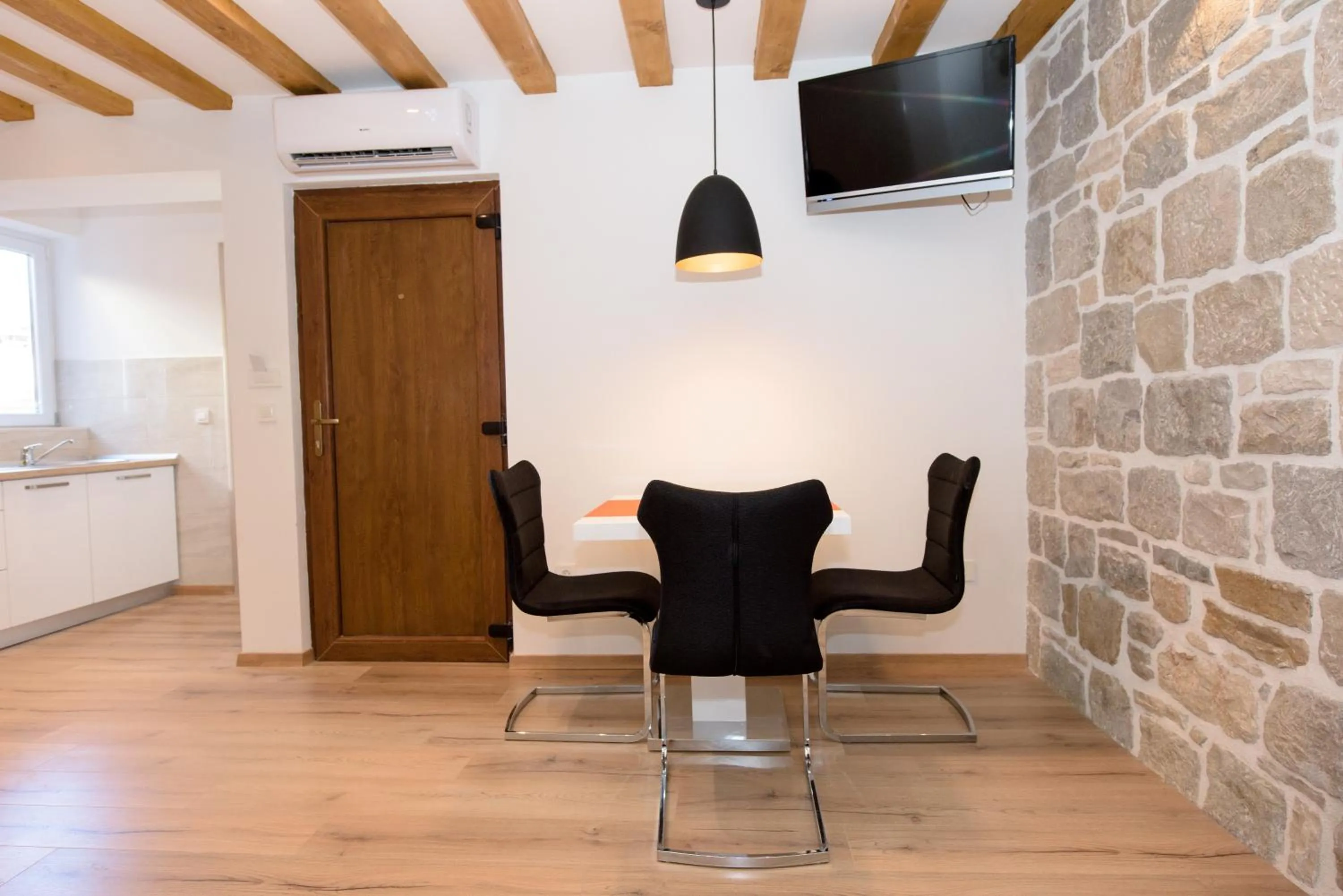 Dining area in Lucy in Centre Apartment