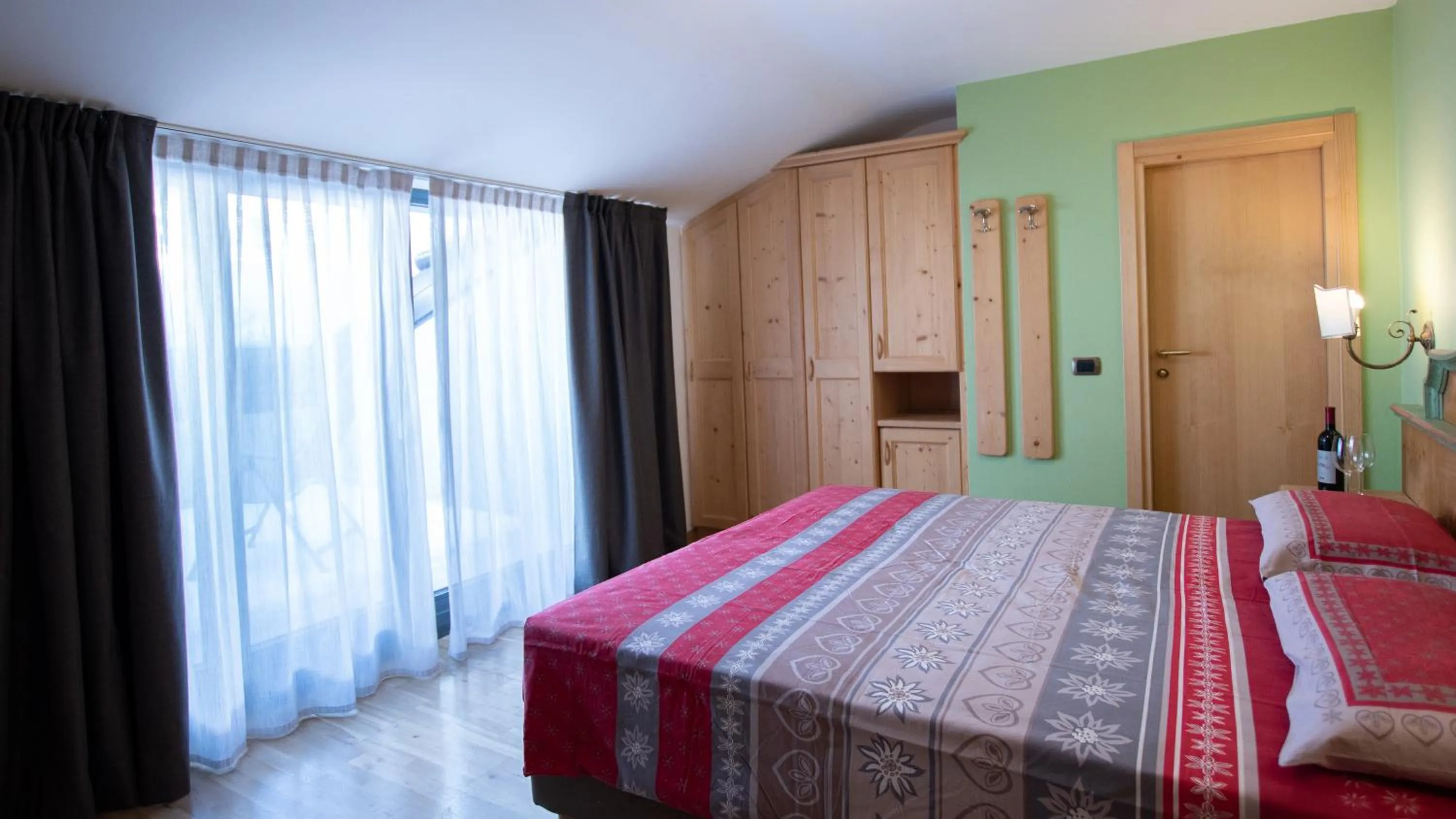 Bedroom, Bed in Hotel Bellevue