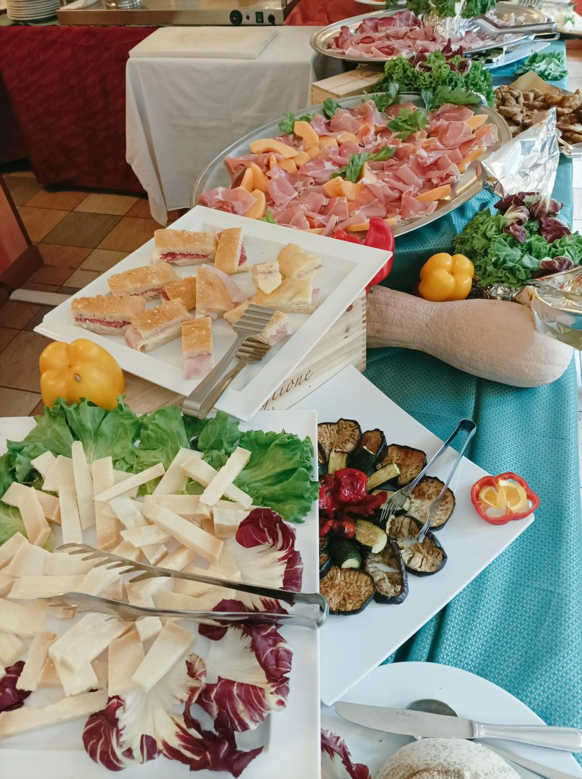 Food in IHR Hotel Villa Emma