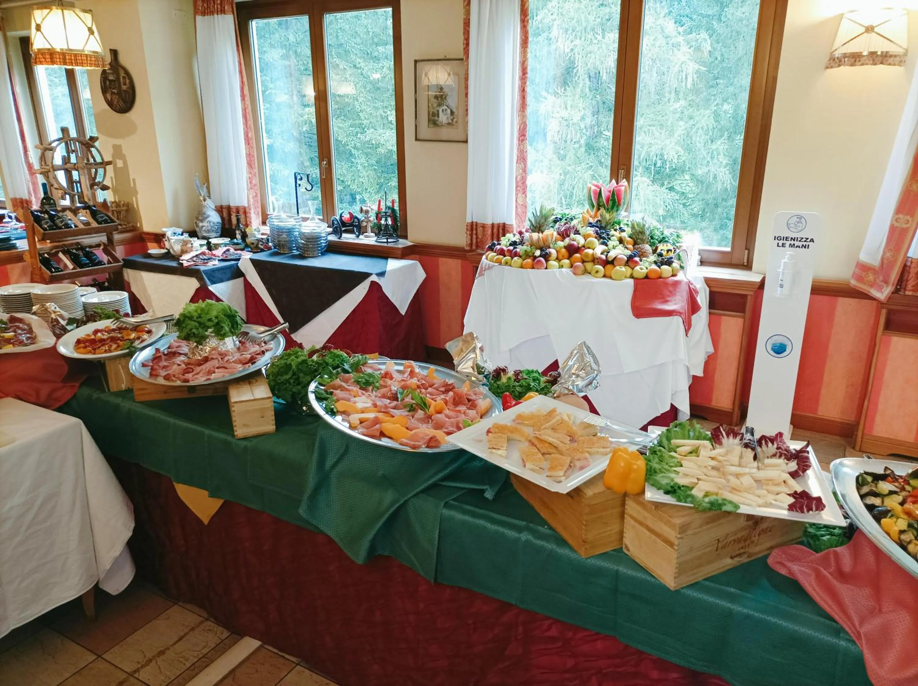 Food in IHR Hotel Villa Emma