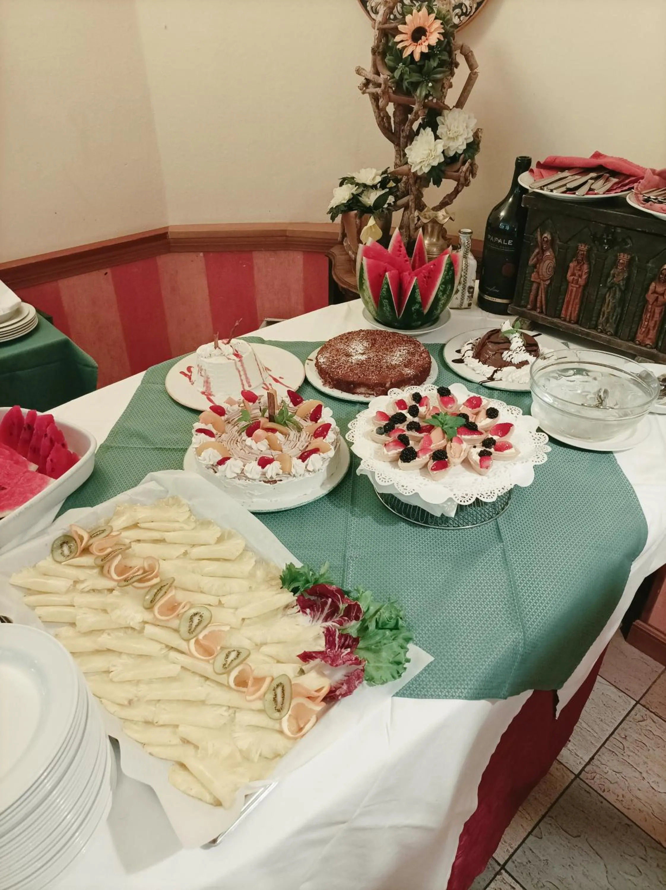 Food in IHR Hotel Villa Emma