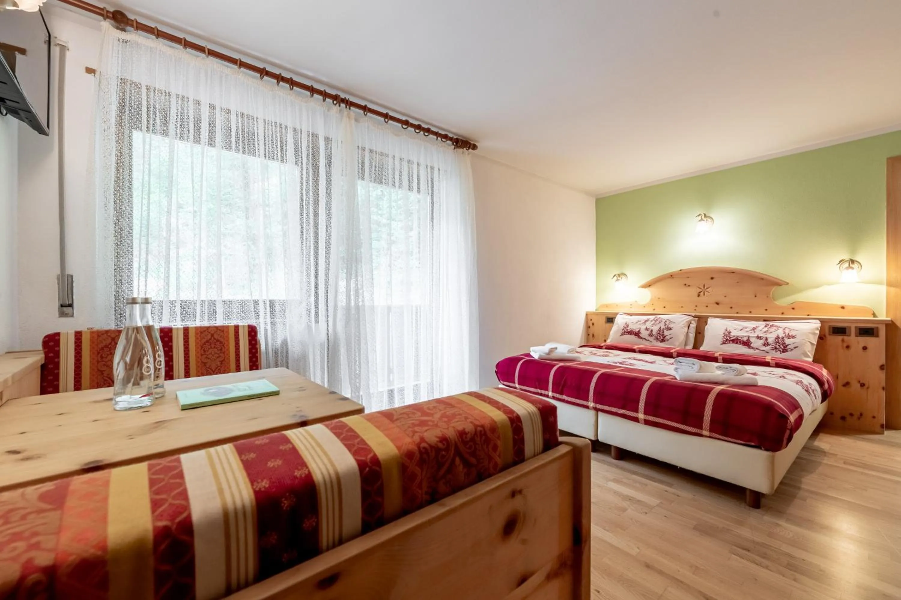 Bedroom, Bed in Hotel Villetta Maria Cottage