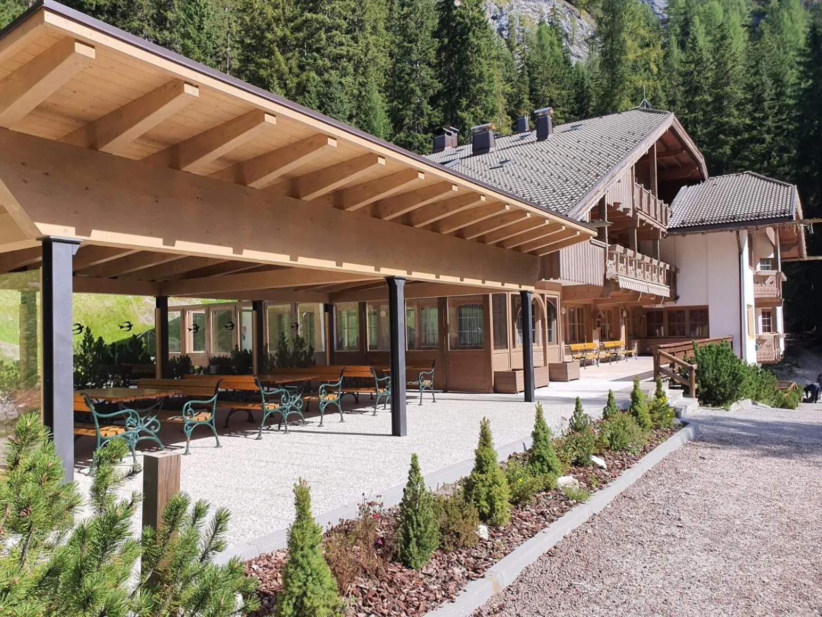 Property building in Hotel Villetta Maria Cottage