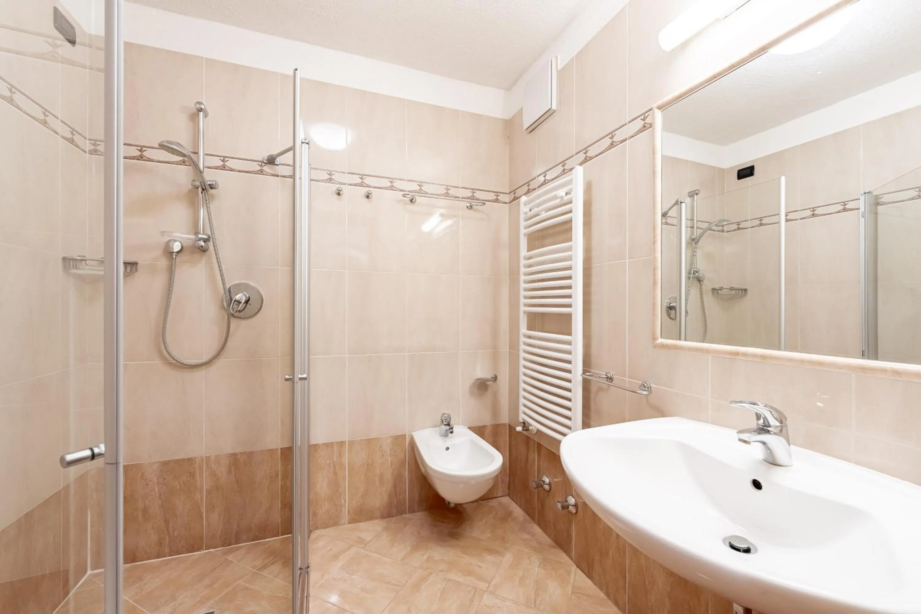Bathroom in Hotel Villetta Maria Cottage
