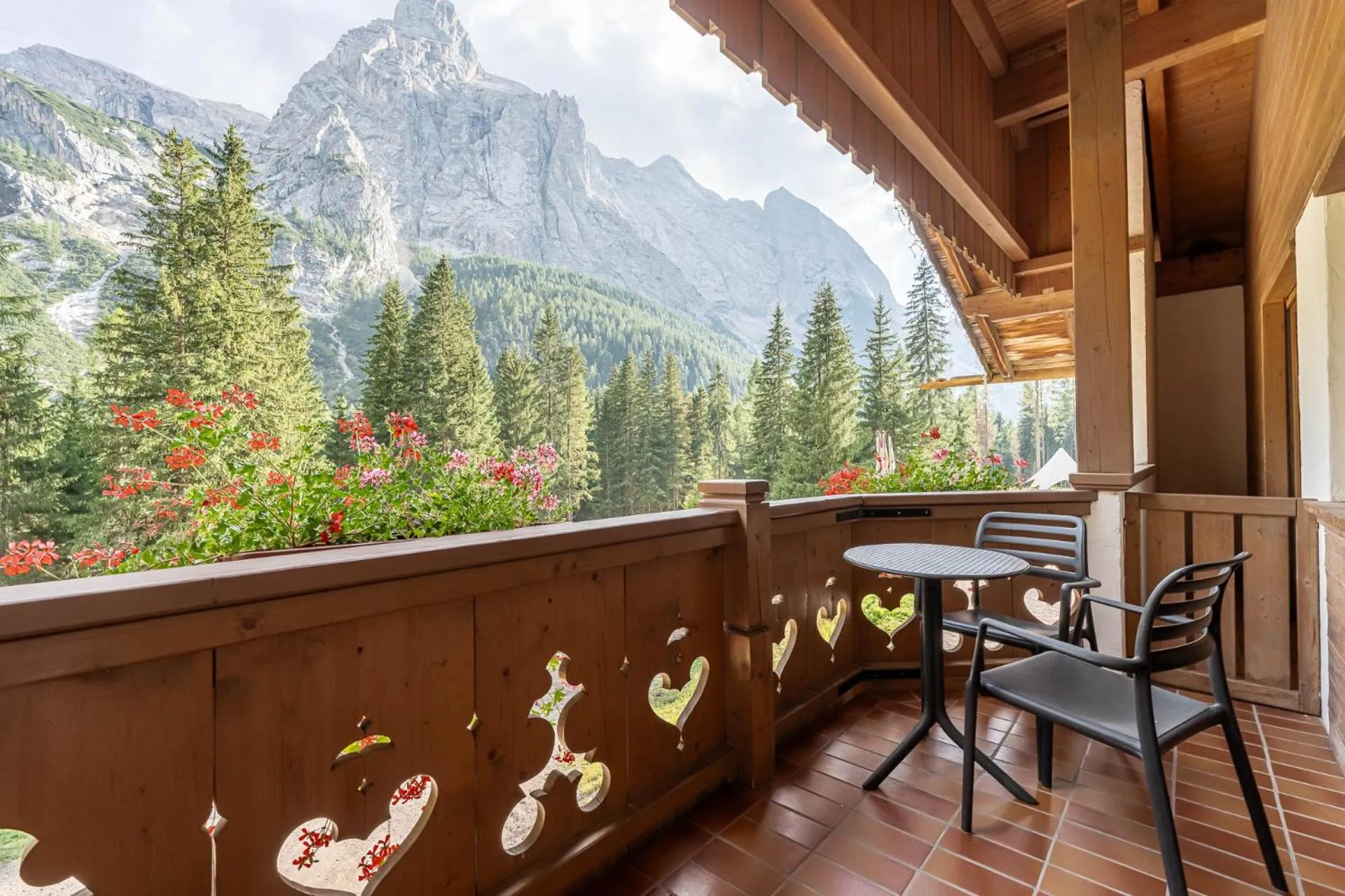 Property building in Hotel Villetta Maria Cottage