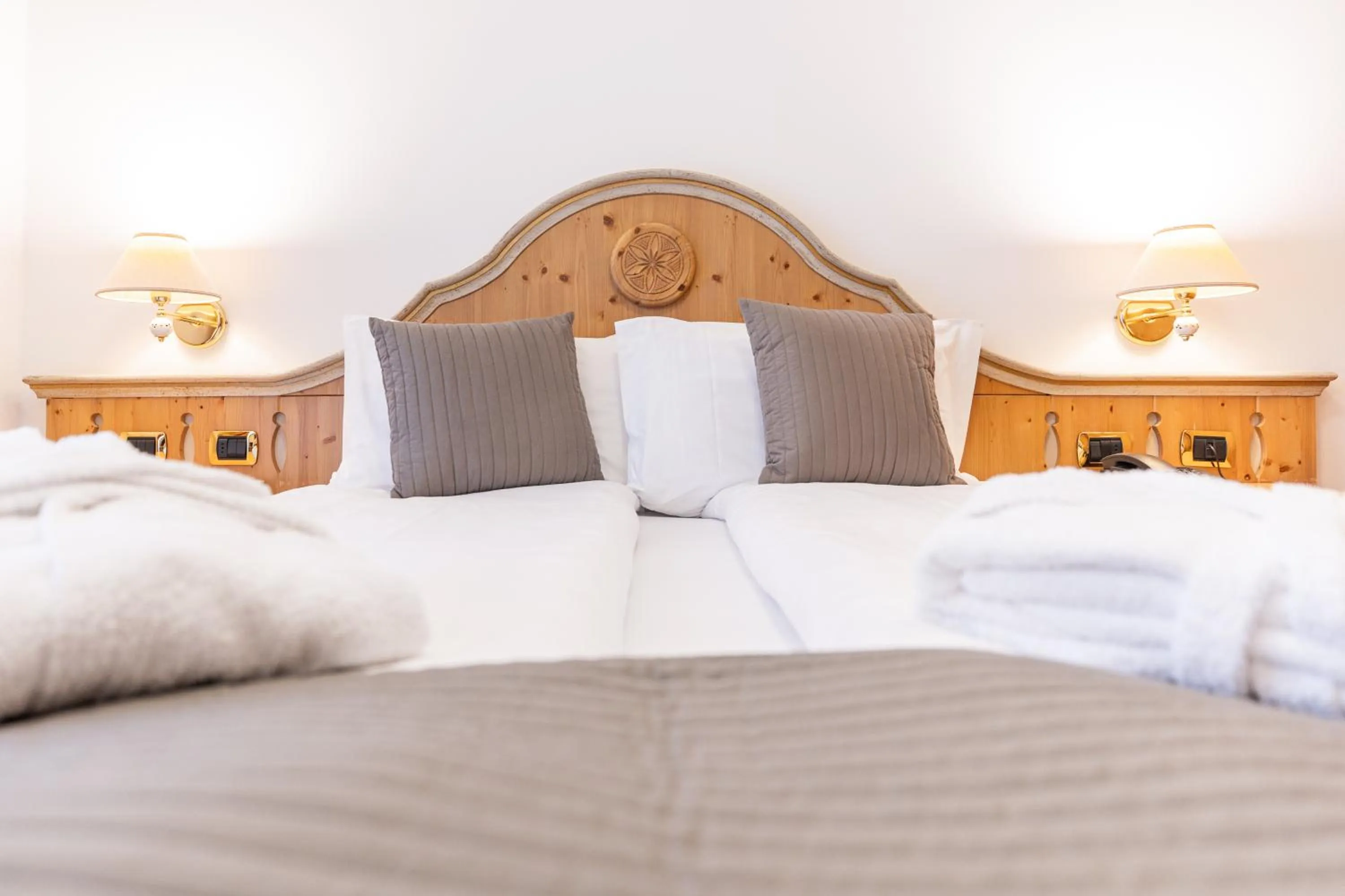 Photo of the whole room, Bed in Hotel Soreghes Gran Chalet