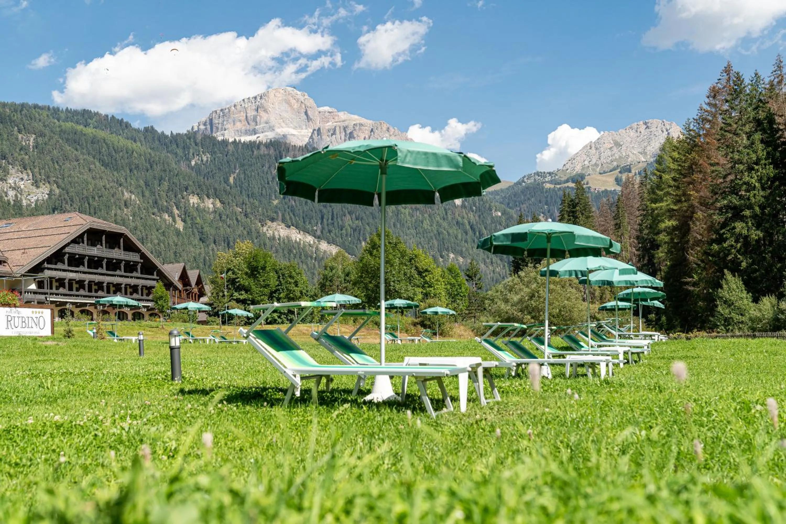 Property building in Hotel Diamant Park