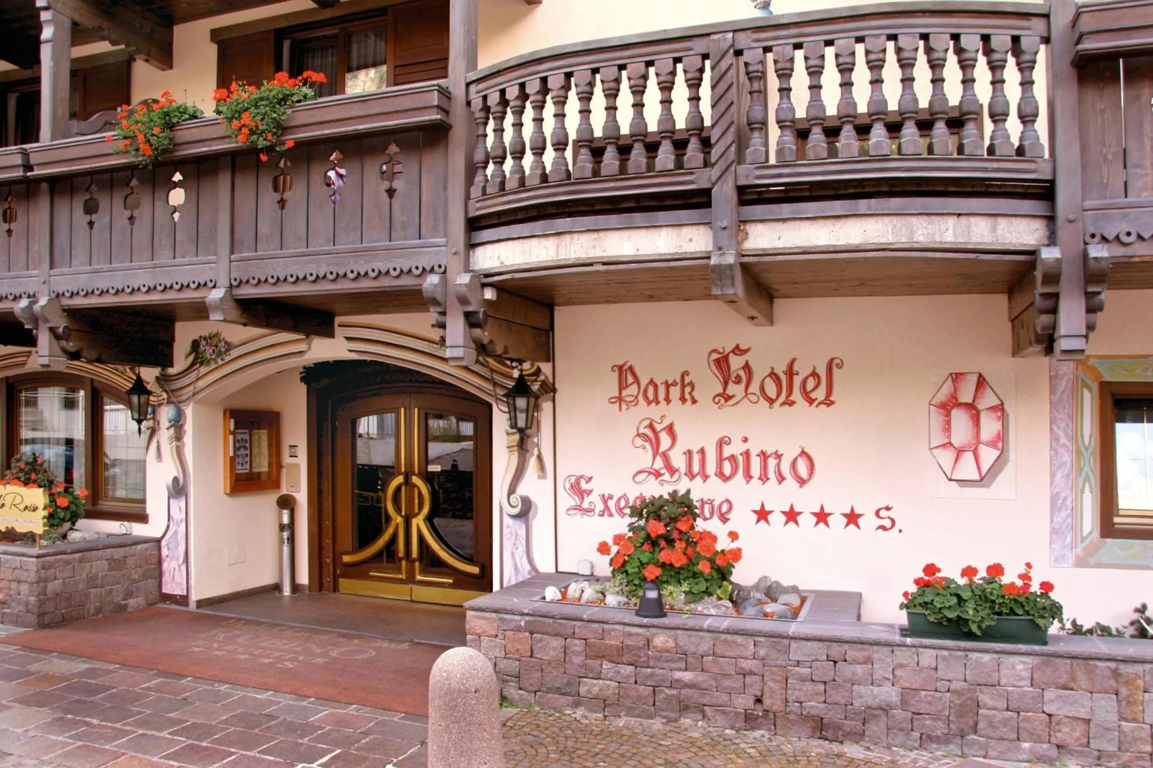 Hotel Rubino Deluxe