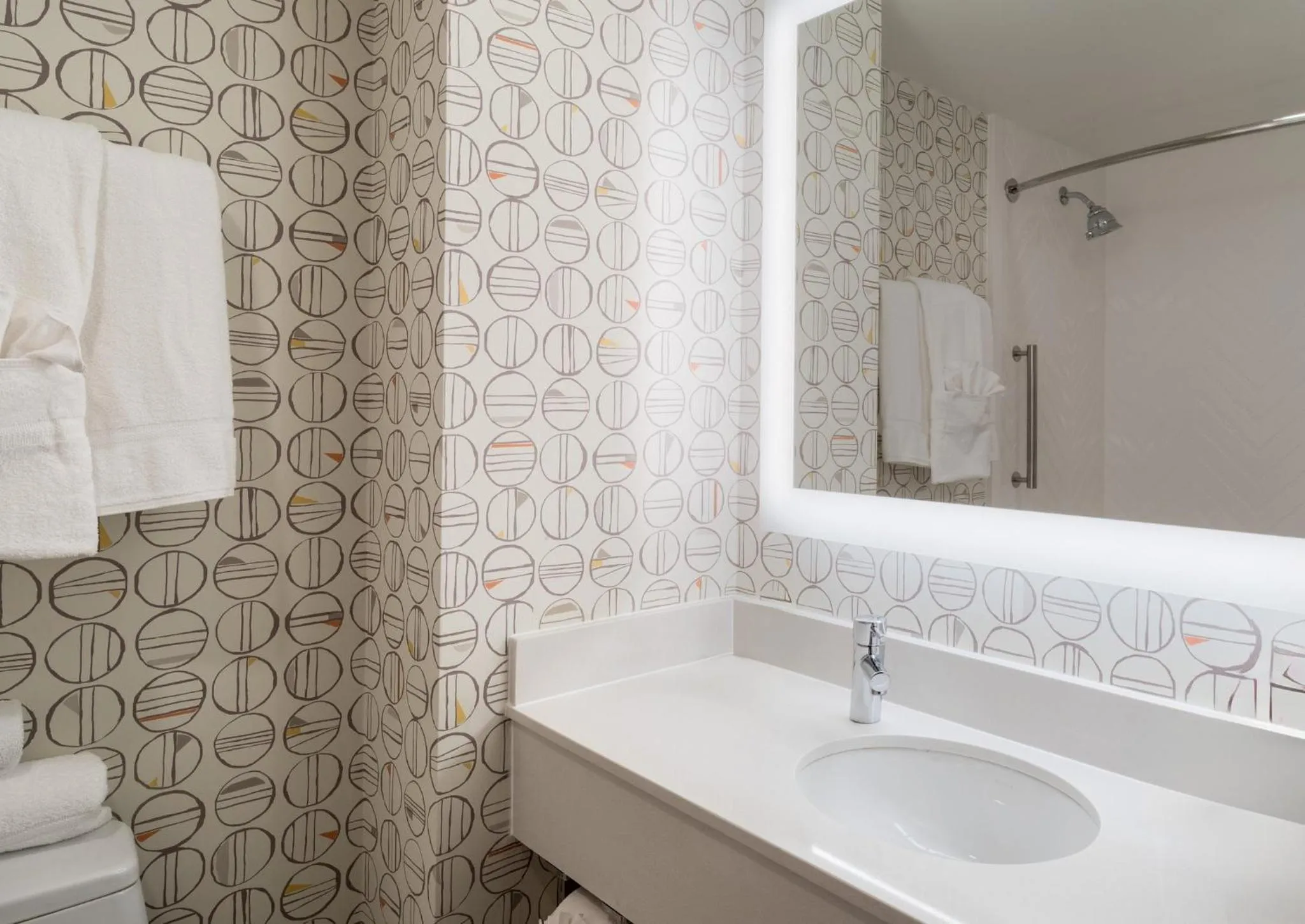 Bathroom in Holiday Inn New York City - Wall Street by IHG