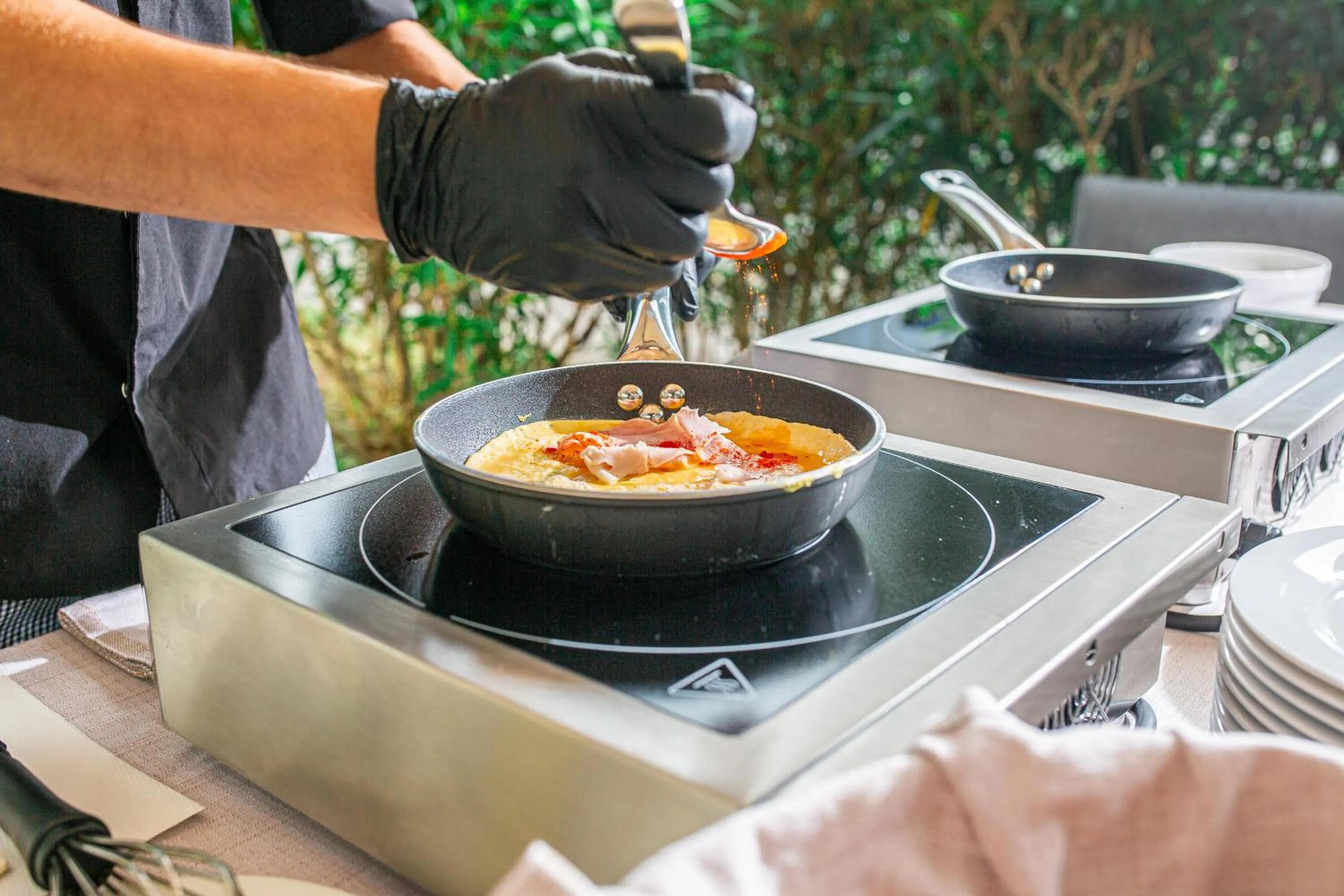 Restaurant/places to eat in Hotel Rex