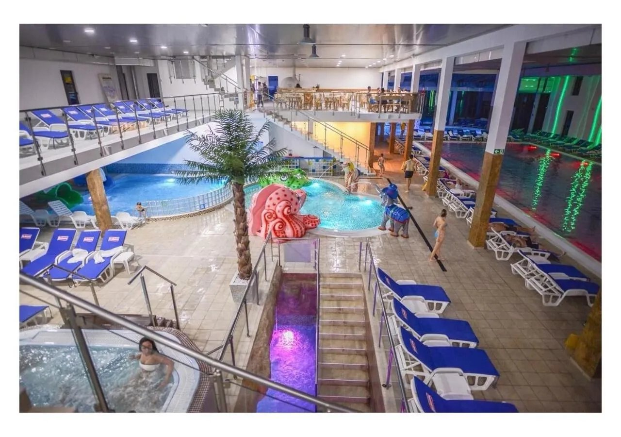 Pool view in Garni Hotel Hollywoodland Wellness & Aquapark