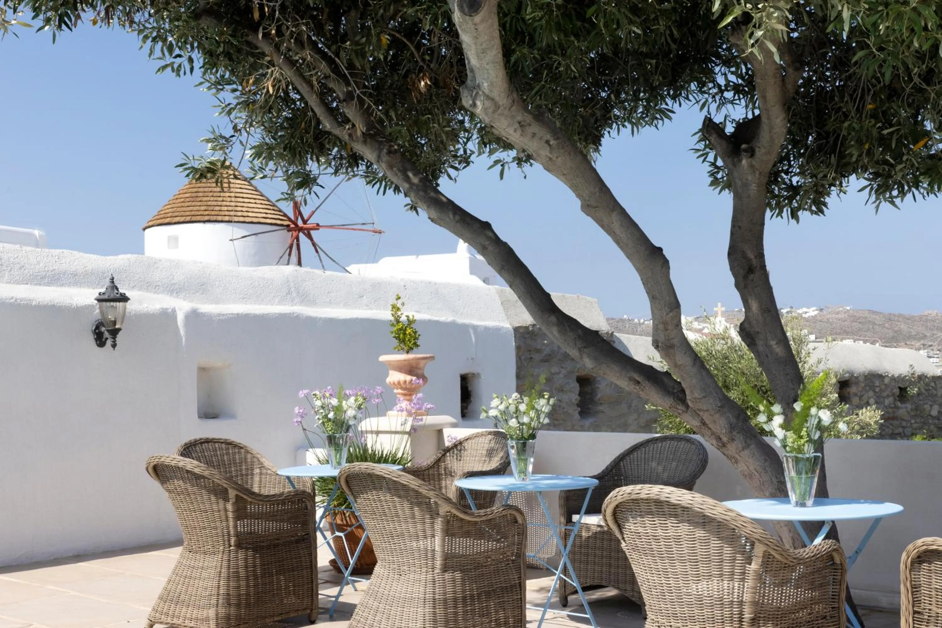 Swimming pool in Despotiko Hotel