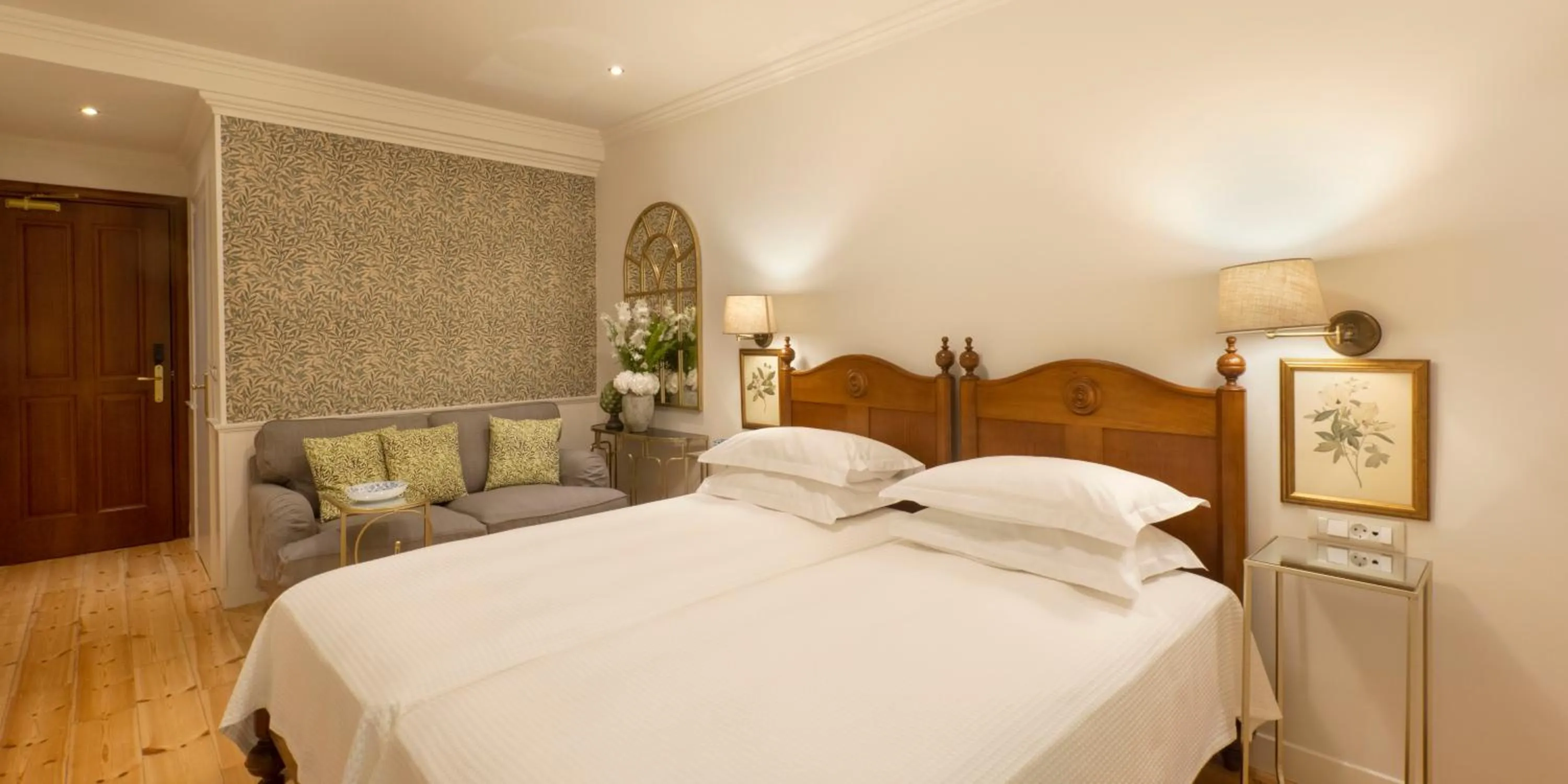 Bed in Despotiko Hotel