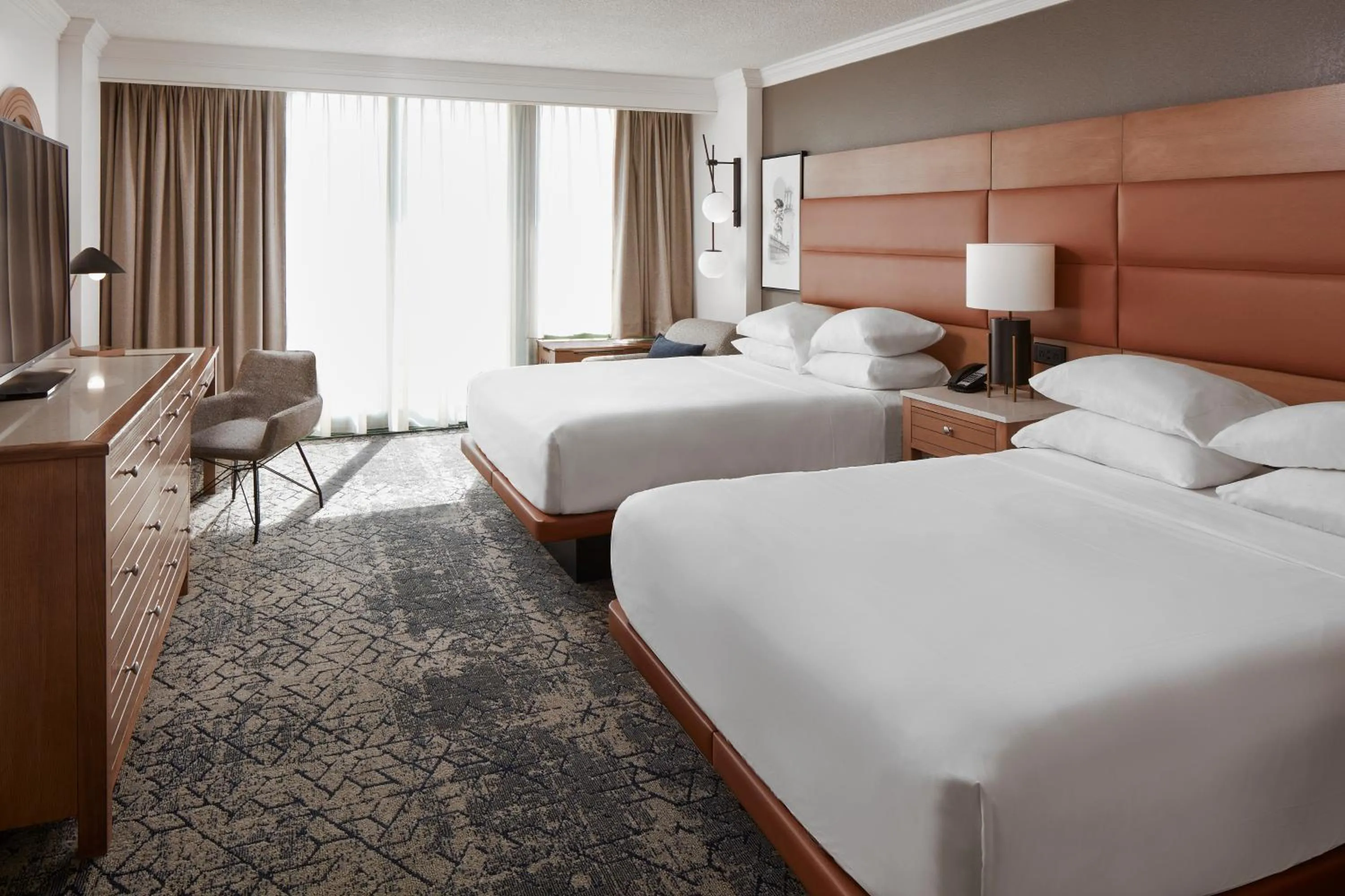 Bedroom, Bed in Sheraton Oceanfront Hotel