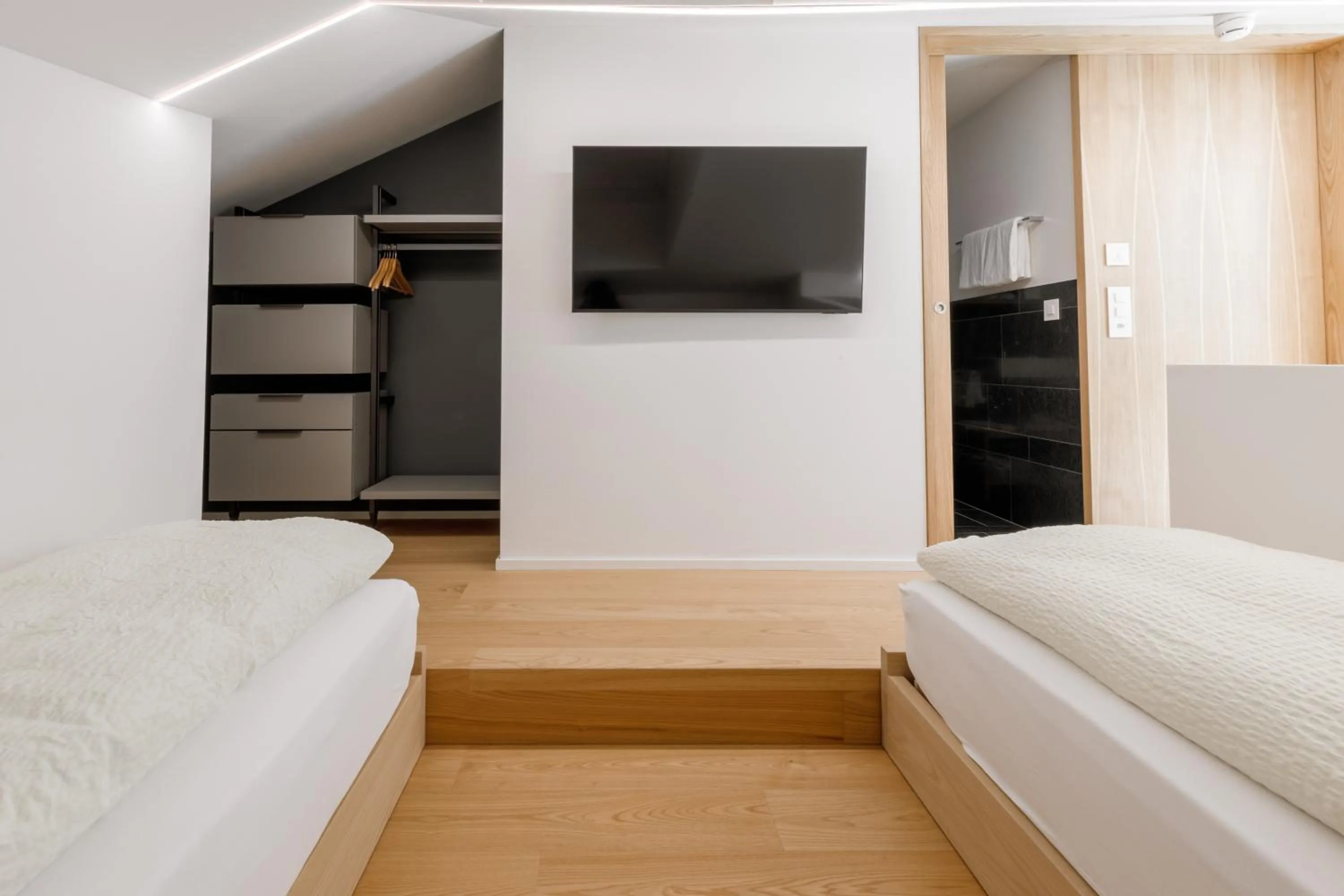 Bedroom, Bed in Hotel & SPA Croce Bianca