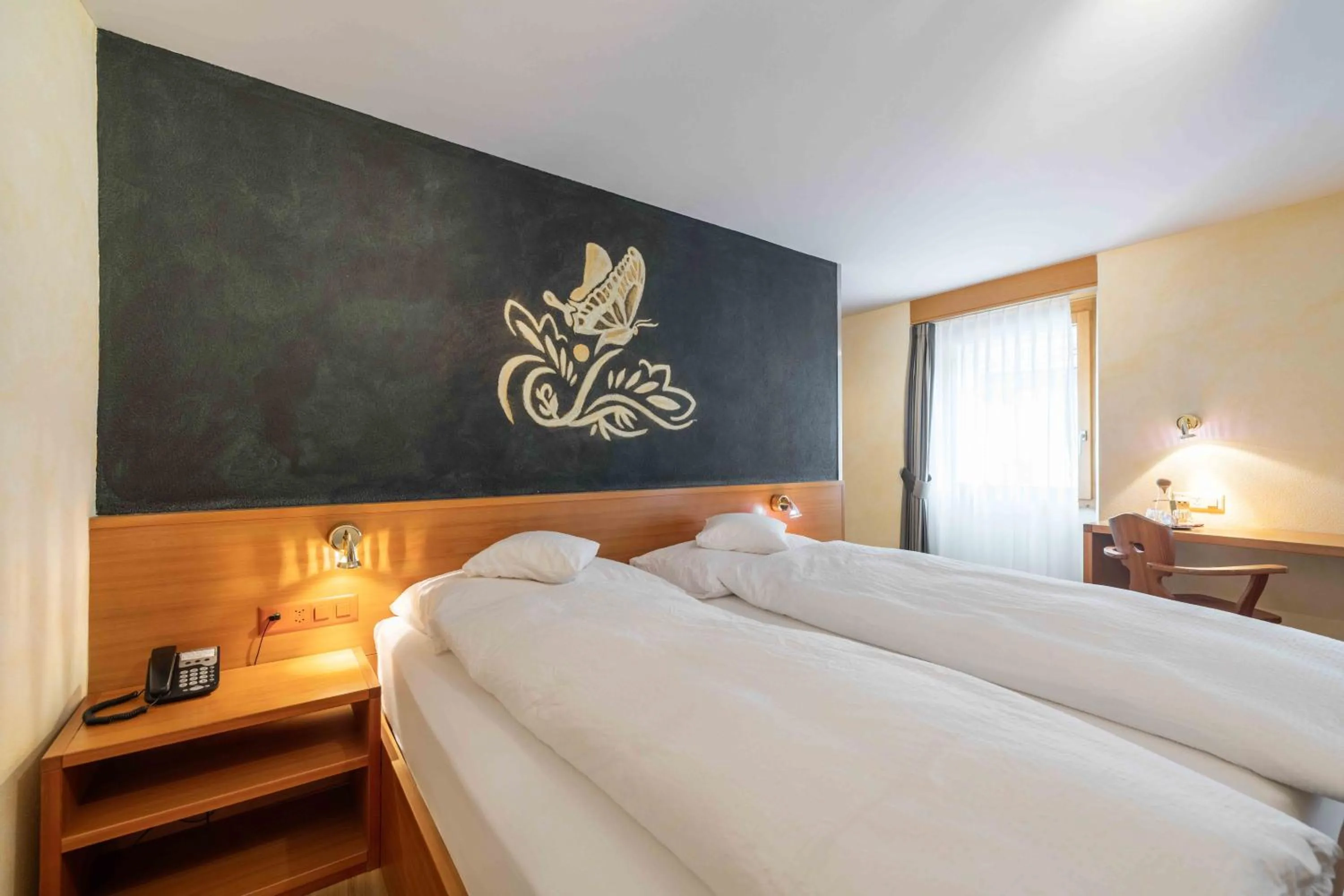 Bedroom, Bed in Hotel & SPA Croce Bianca