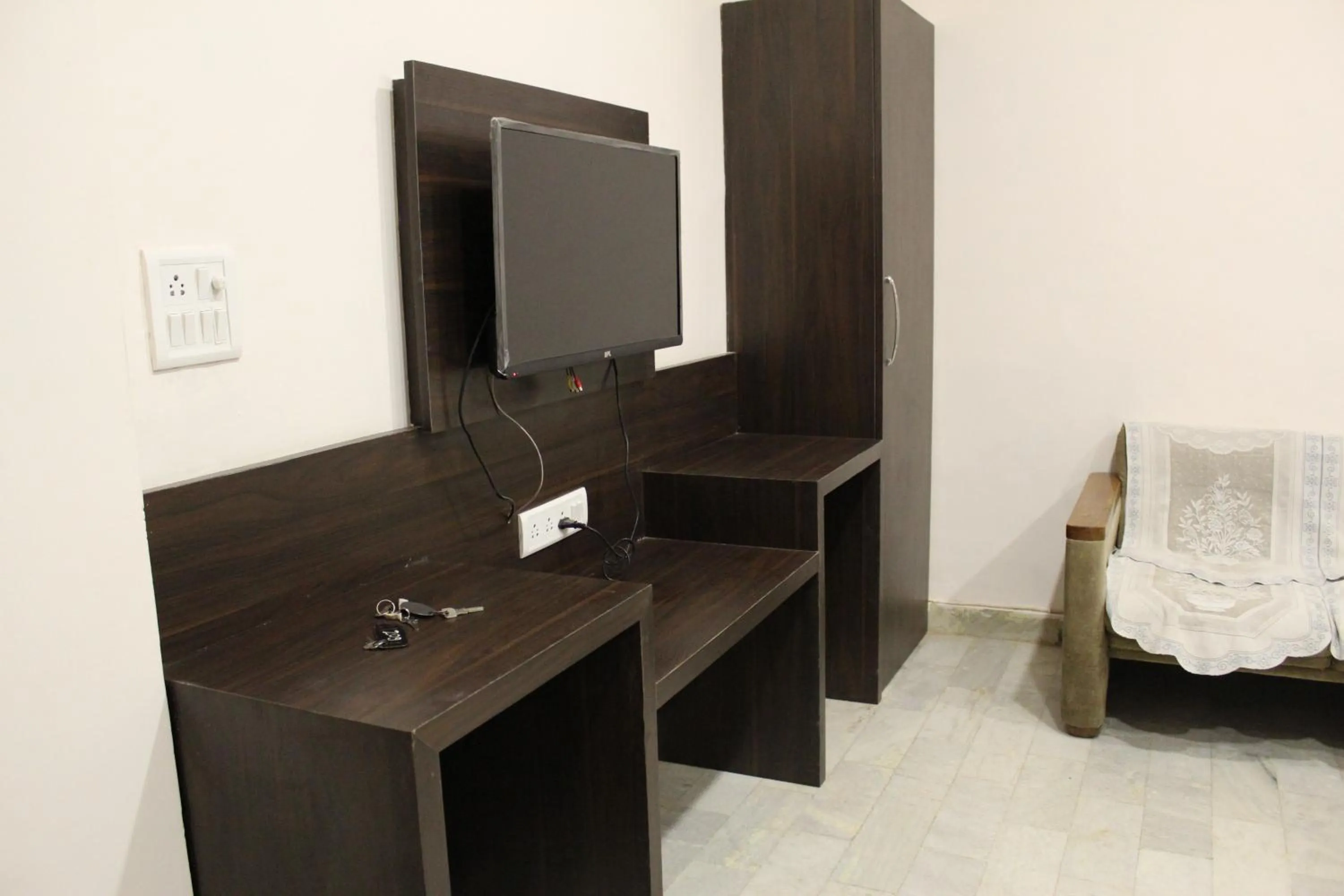 Bed in Hotel Maharana Palace