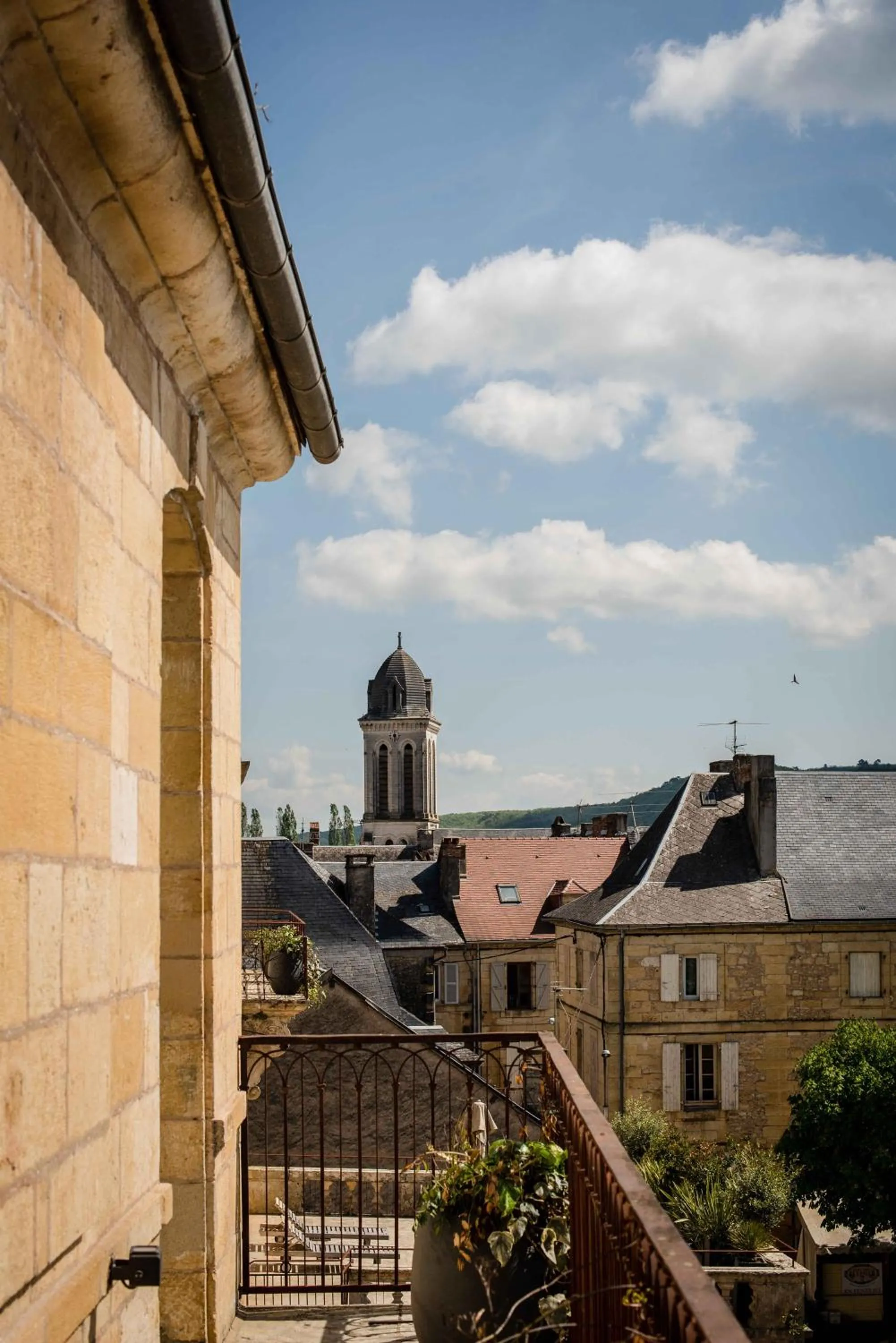 Balcony/Terrace in Hôtel de Bouilhac