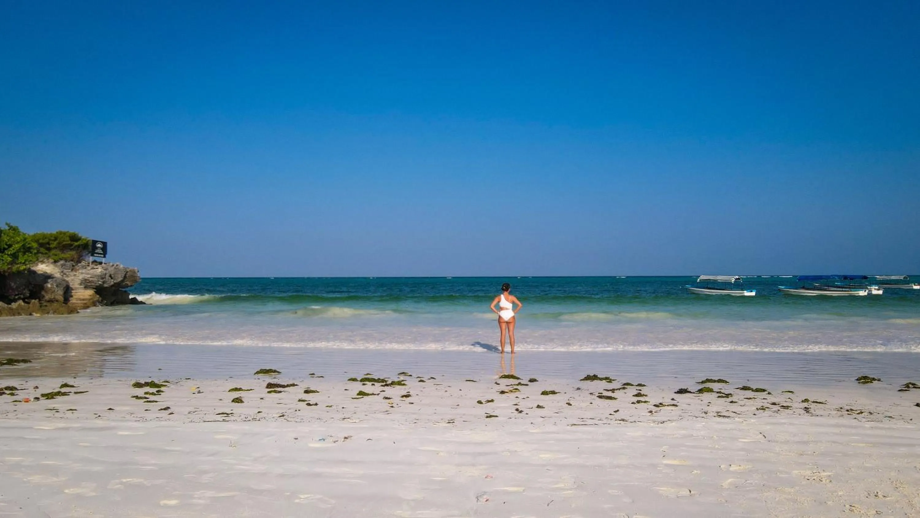 Beach in Jafferji Beach Retreat