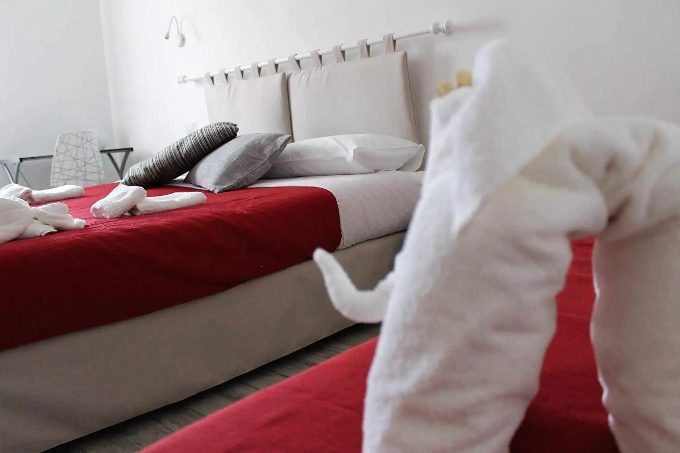 Triple Room with Balcony in Oltre la Costa Triple Room with Balcony in Oltre la Costa