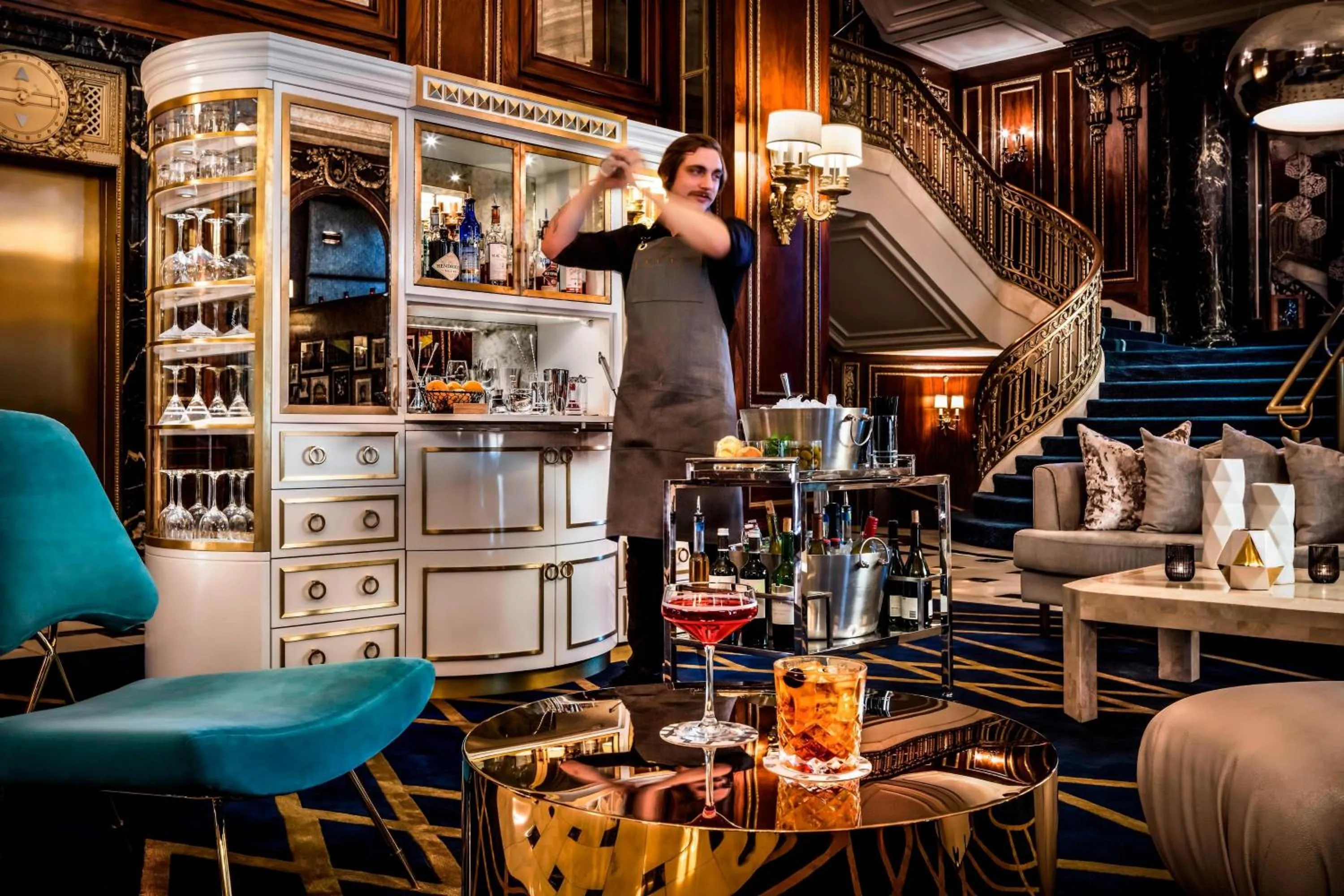 Restaurant/places to eat in The Blackstone, Autograph Collection